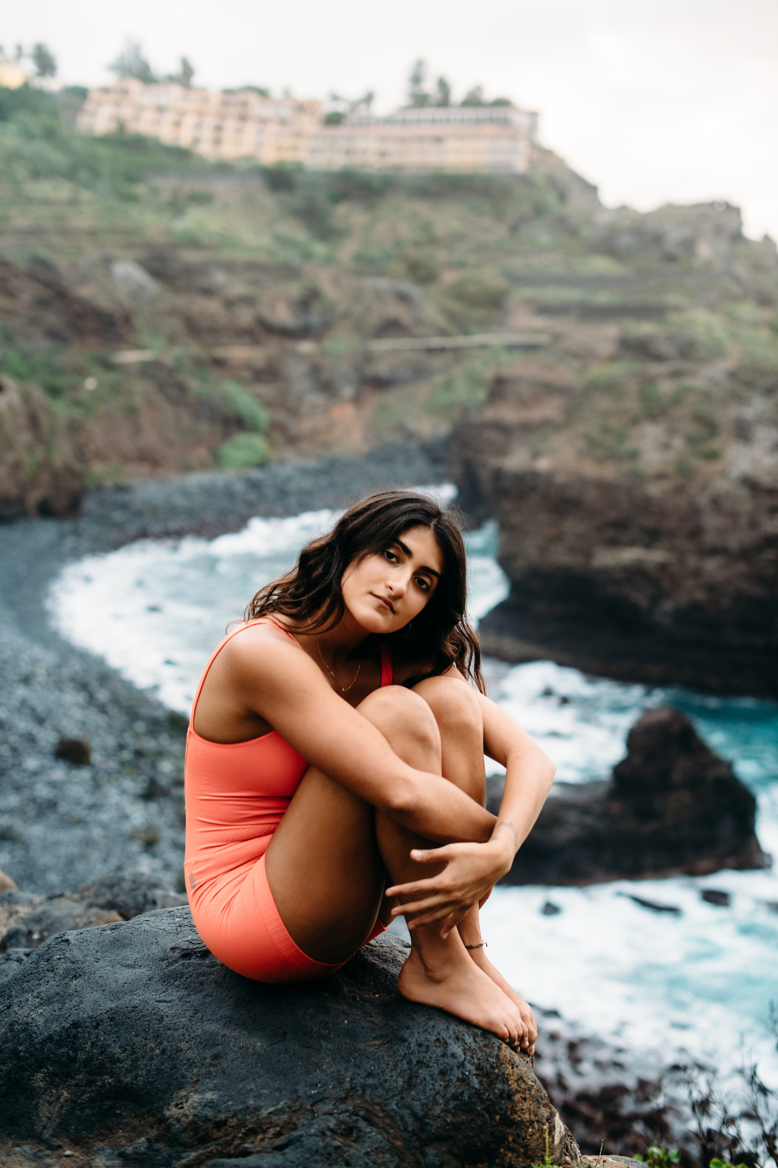 Yoga girl. Puerto de la Cruz. Fotografo de boda, familia Alicante Benidorm Valencia Costa Blanca