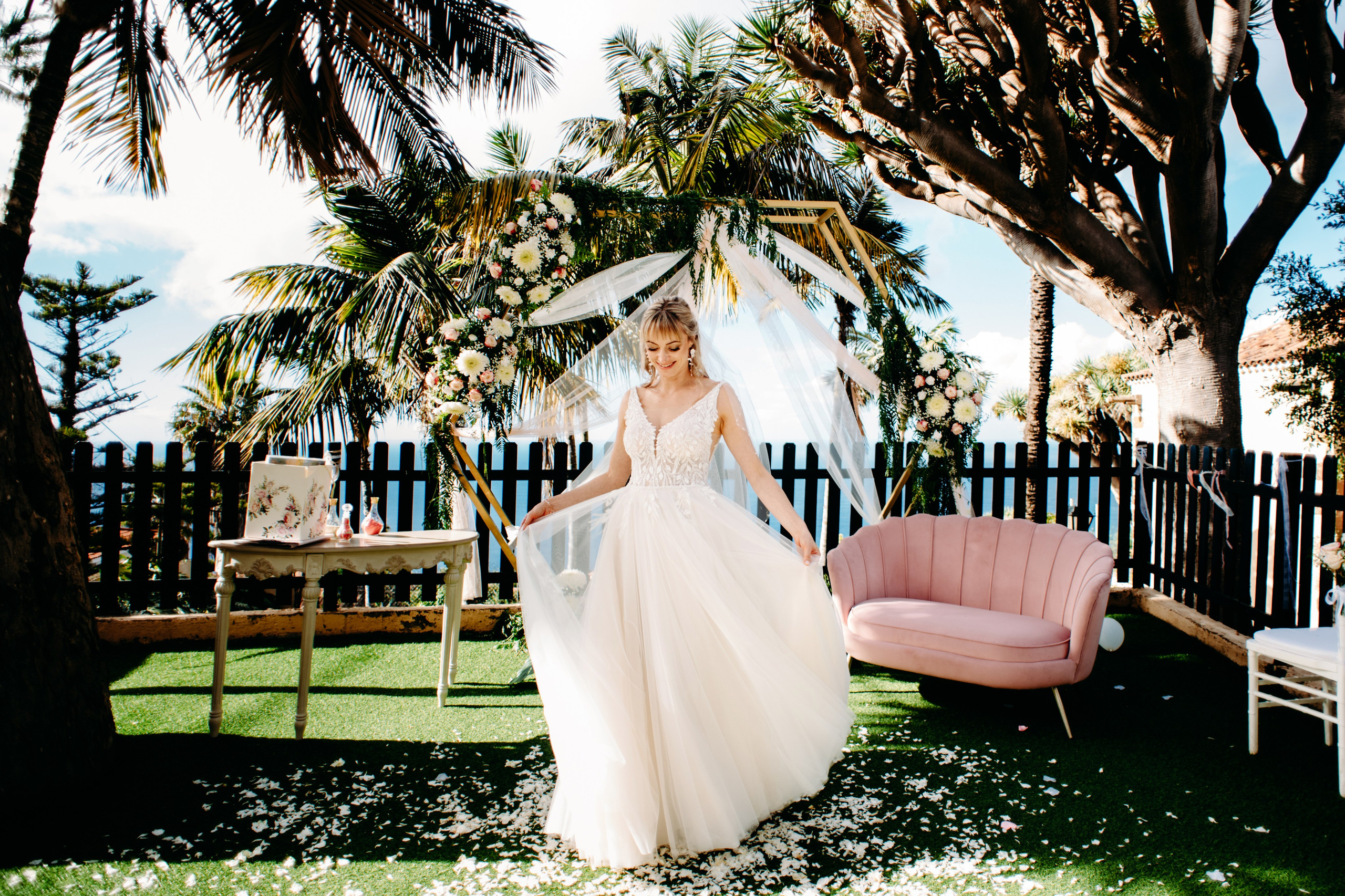 M&M. Tenerife wedding. Wedding family photographer Alicante Benidorm Valencia Costa Blanca