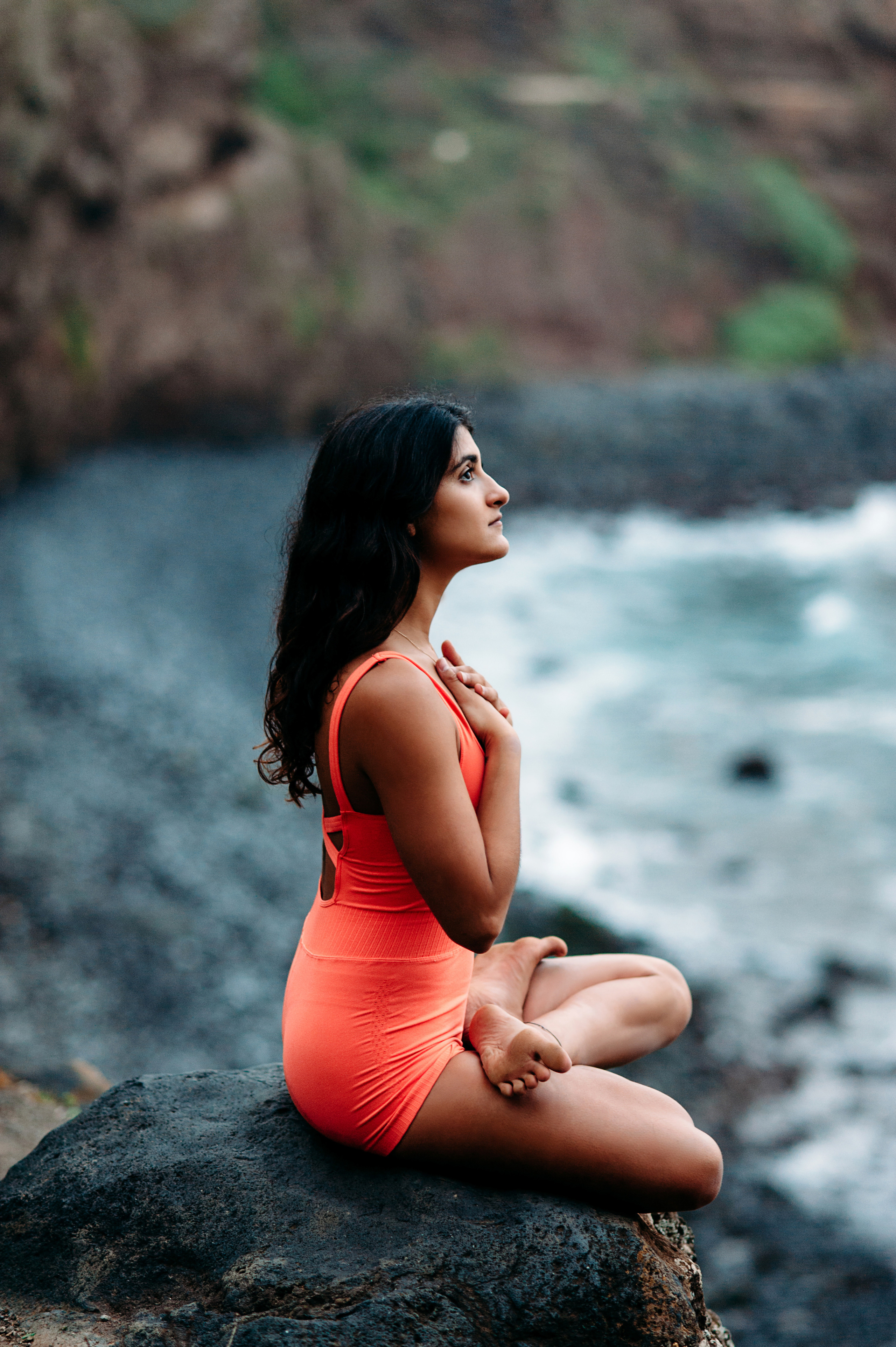 Yoga girl. Puerto de la Cruz. Fotografo de boda, familia Alicante Benidorm Valencia Costa Blanca