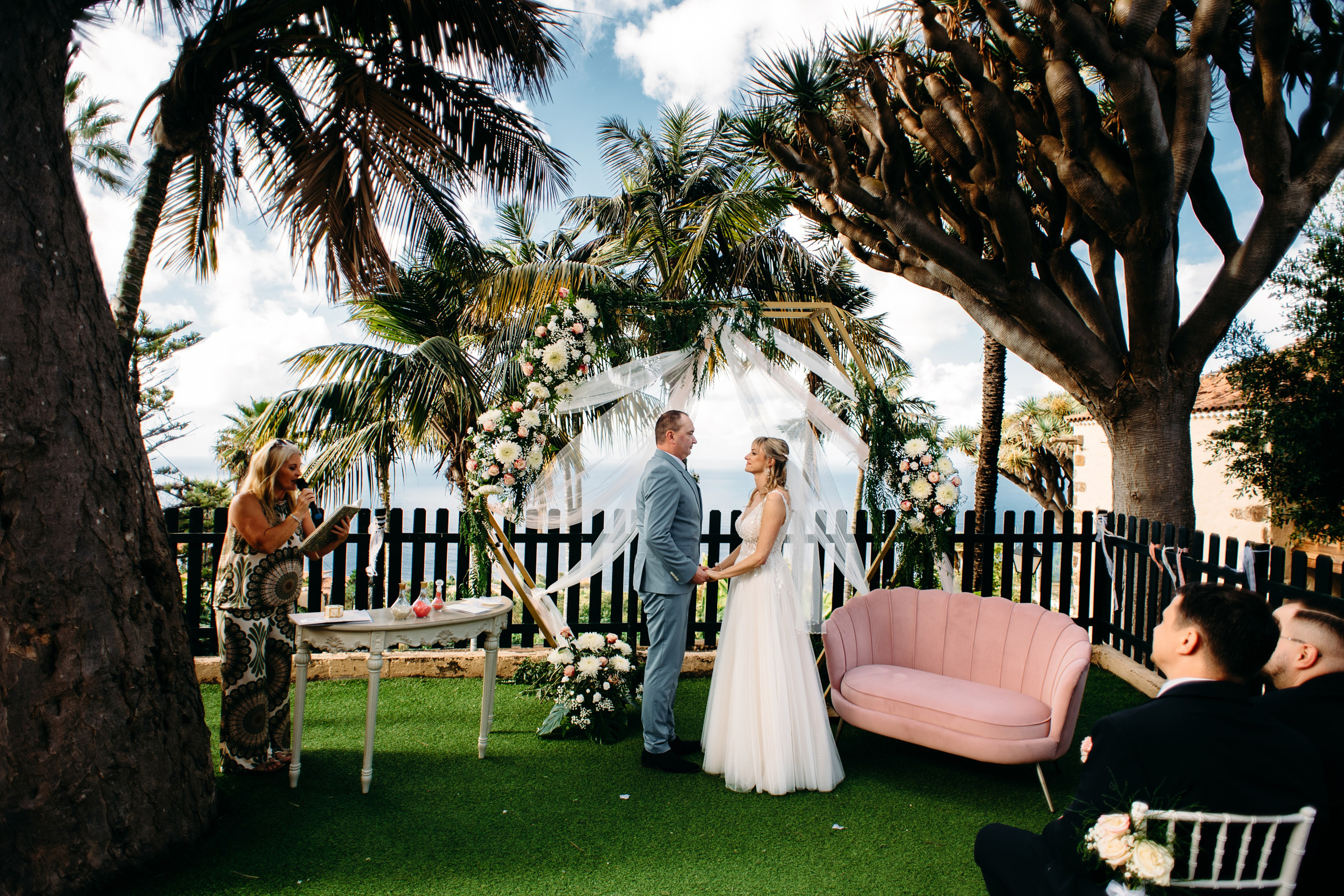 M&M. Tenerife wedding. Wedding family photographer Alicante Benidorm Valencia Costa Blanca