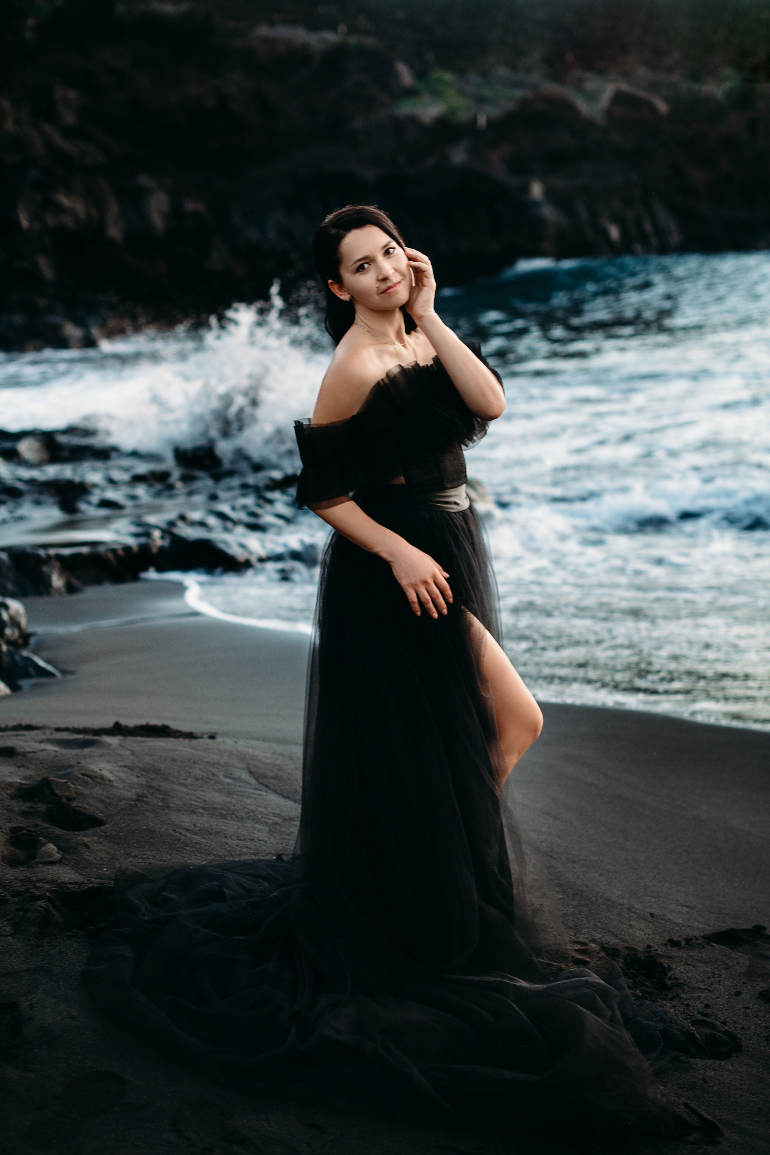 Anastasia. Black black mood. Wedding family photographer Alicante Benidorm Valencia Costa Blanca