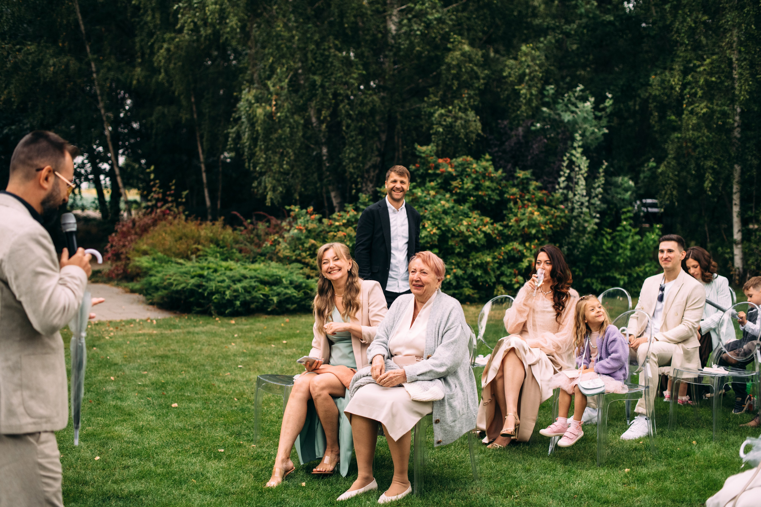 K&M. Rain, love and a lot of happiness. Wedding family photographer Alicante Benidorm Valencia Costa Blanca