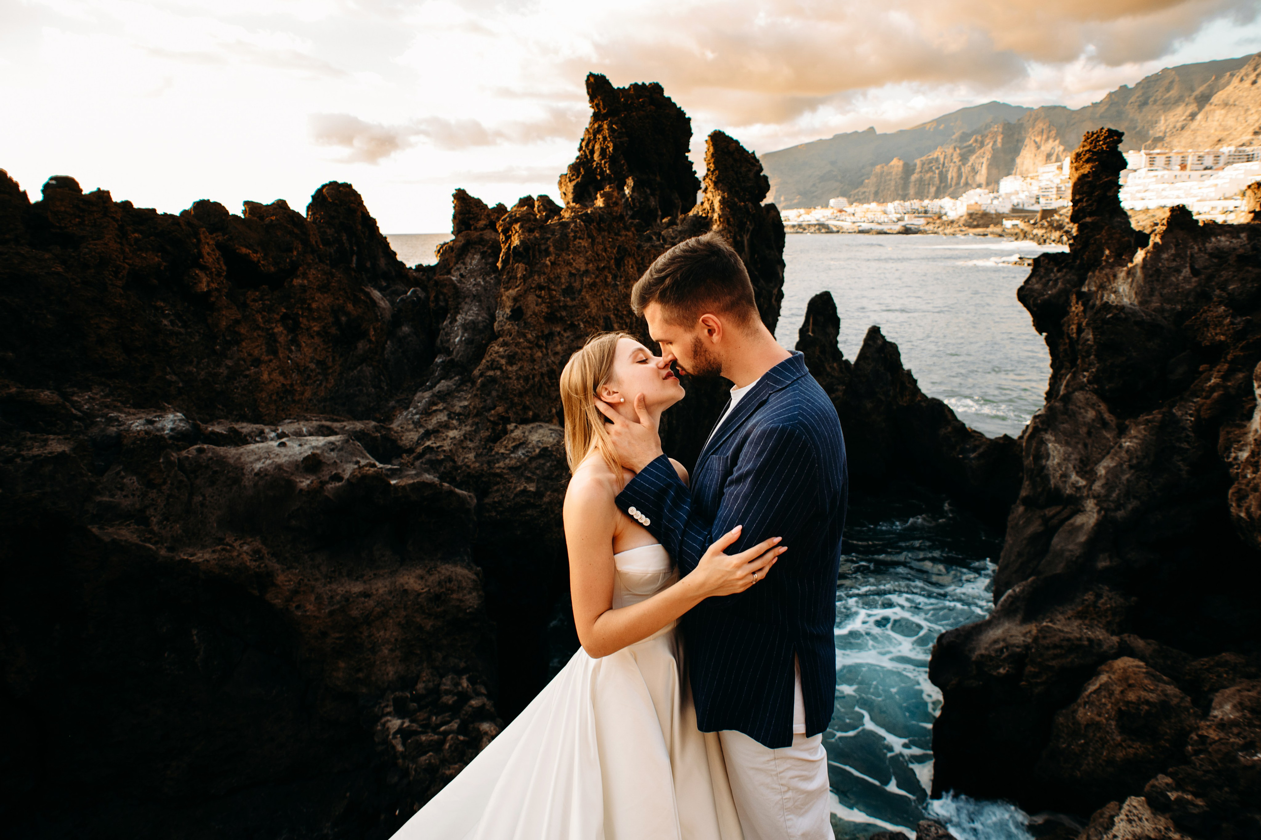 V+Y. Los Gigantes. Fotografo de boda, familia Alicante Benidorm Valencia Costa Blanca