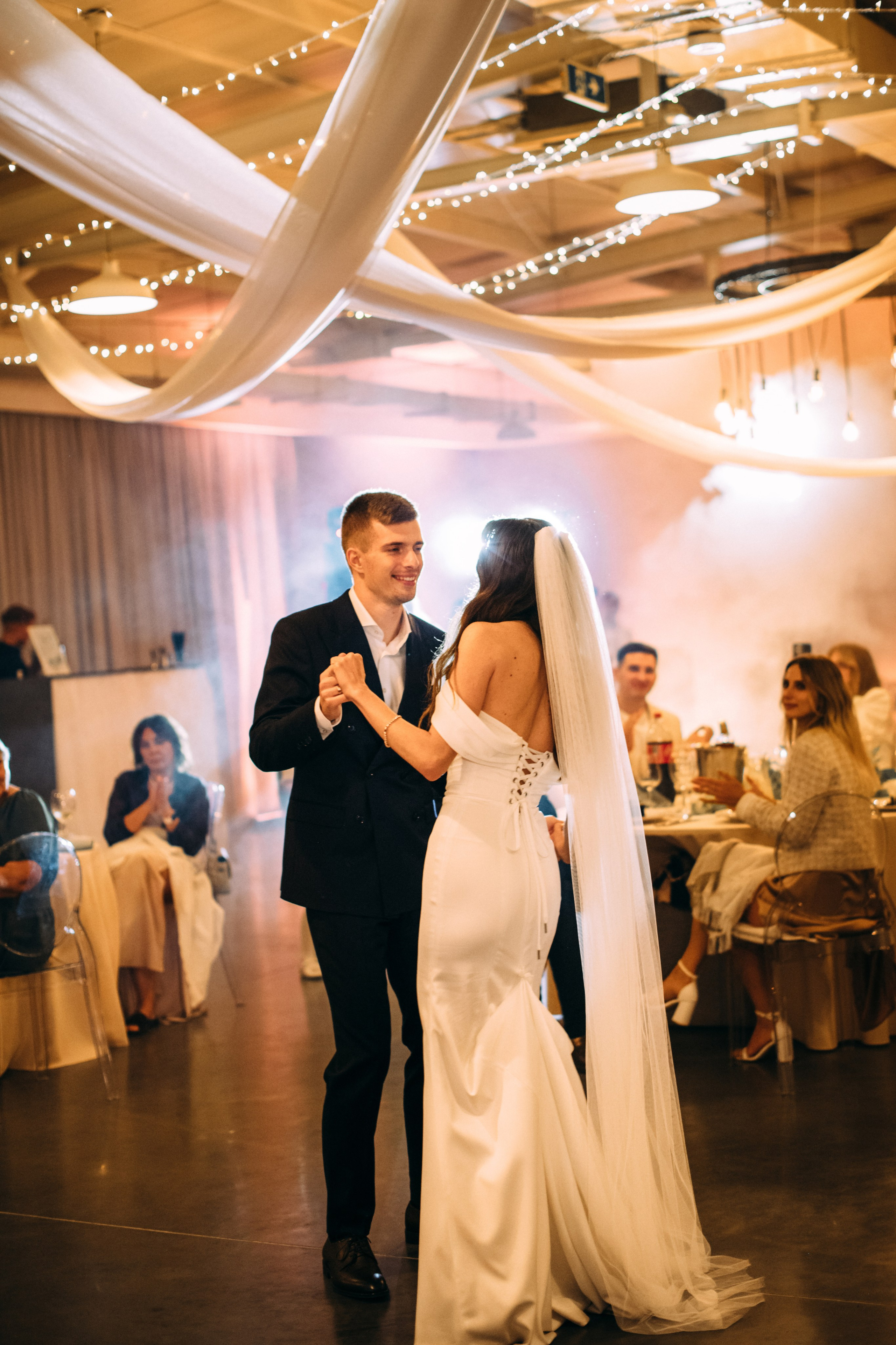 K&M. Rain, love and a lot of happiness. Wedding family photographer Alicante Benidorm Valencia Costa Blanca