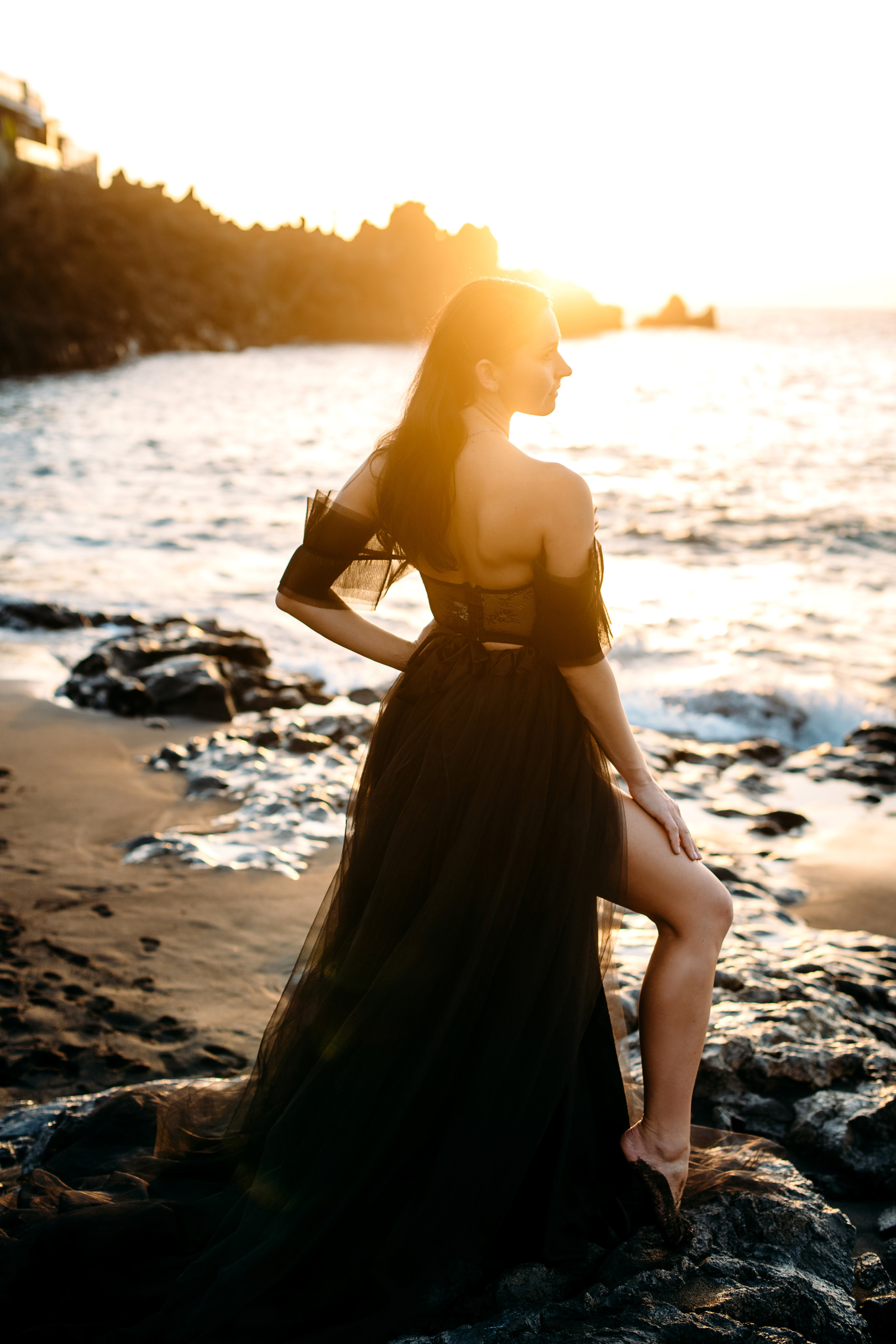 Anastasia. Black black mood. Wedding family photographer Alicante Benidorm Valencia Costa Blanca