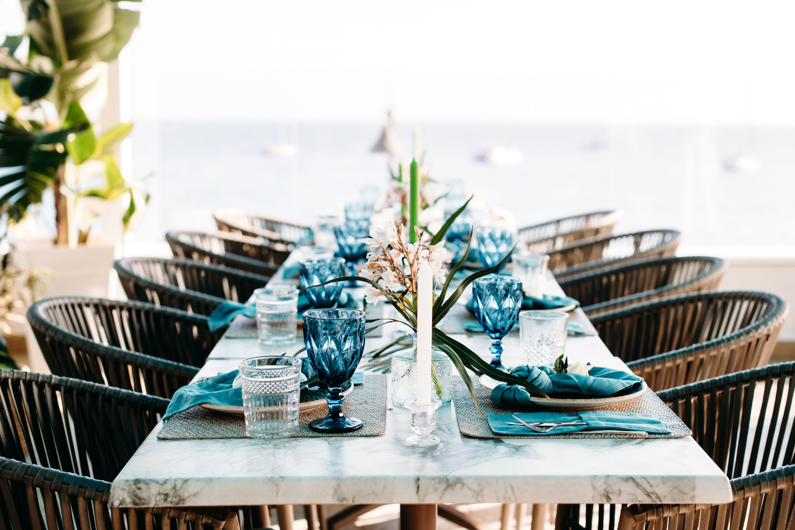 M+Y. Intimate Tenerife wedding. Wedding family photographer Alicante Benidorm Valencia Costa Blanca