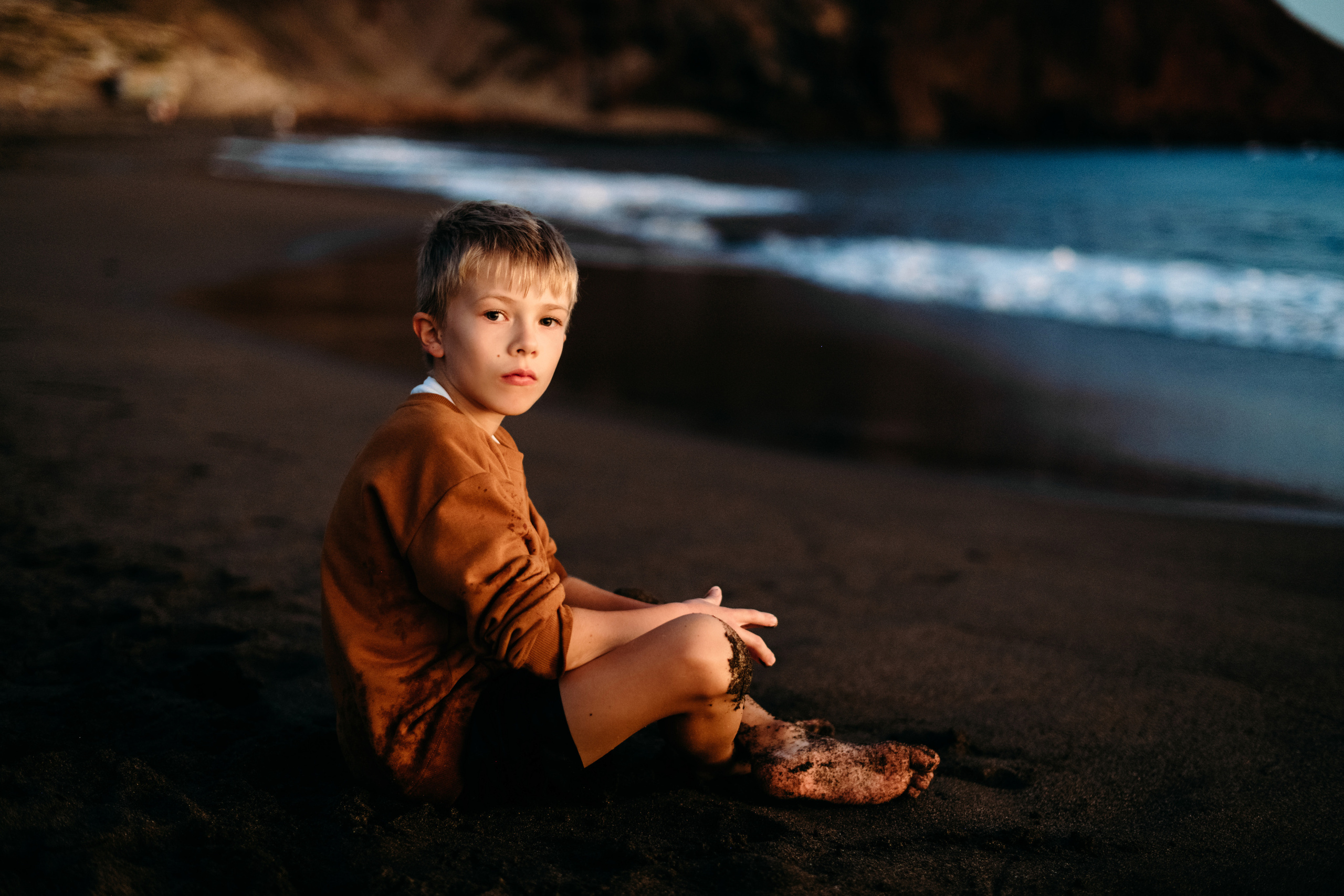 Wind, ocean and happiness. Playa de la Tejita. Fotografo de boda, familia Alicante Benidorm Valencia Costa Blanca