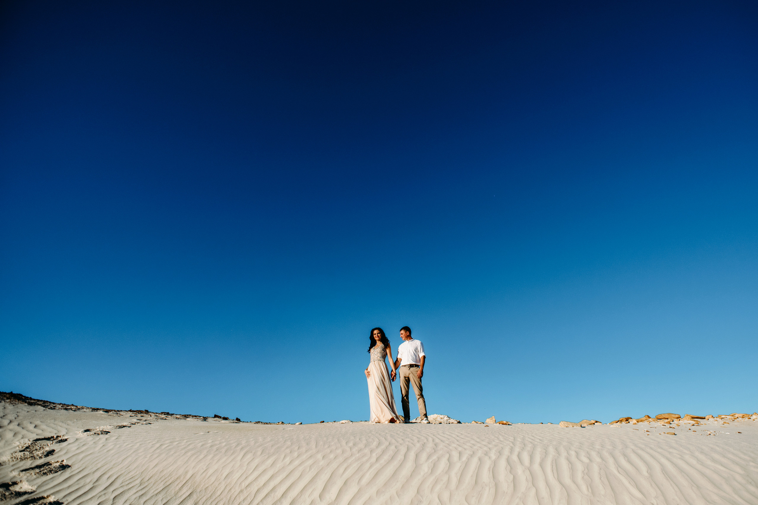 K+V. Lovestory in desert. Fotografo de boda, familia Alicante Benidorm Valencia Costa Blanca