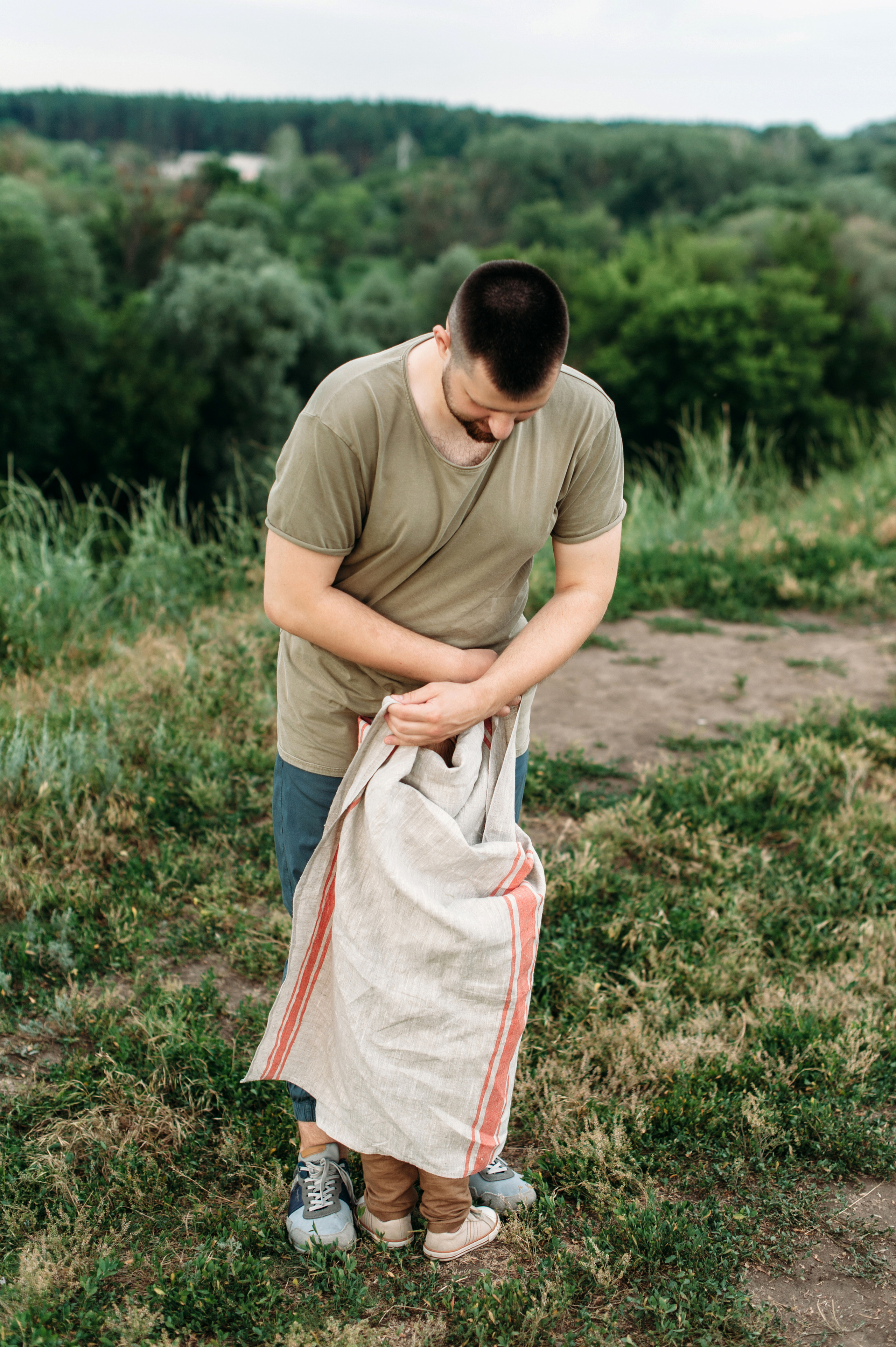 V+T+T. Summer picnic. Wedding family photographer Alicante Benidorm Valencia Costa Blanca
