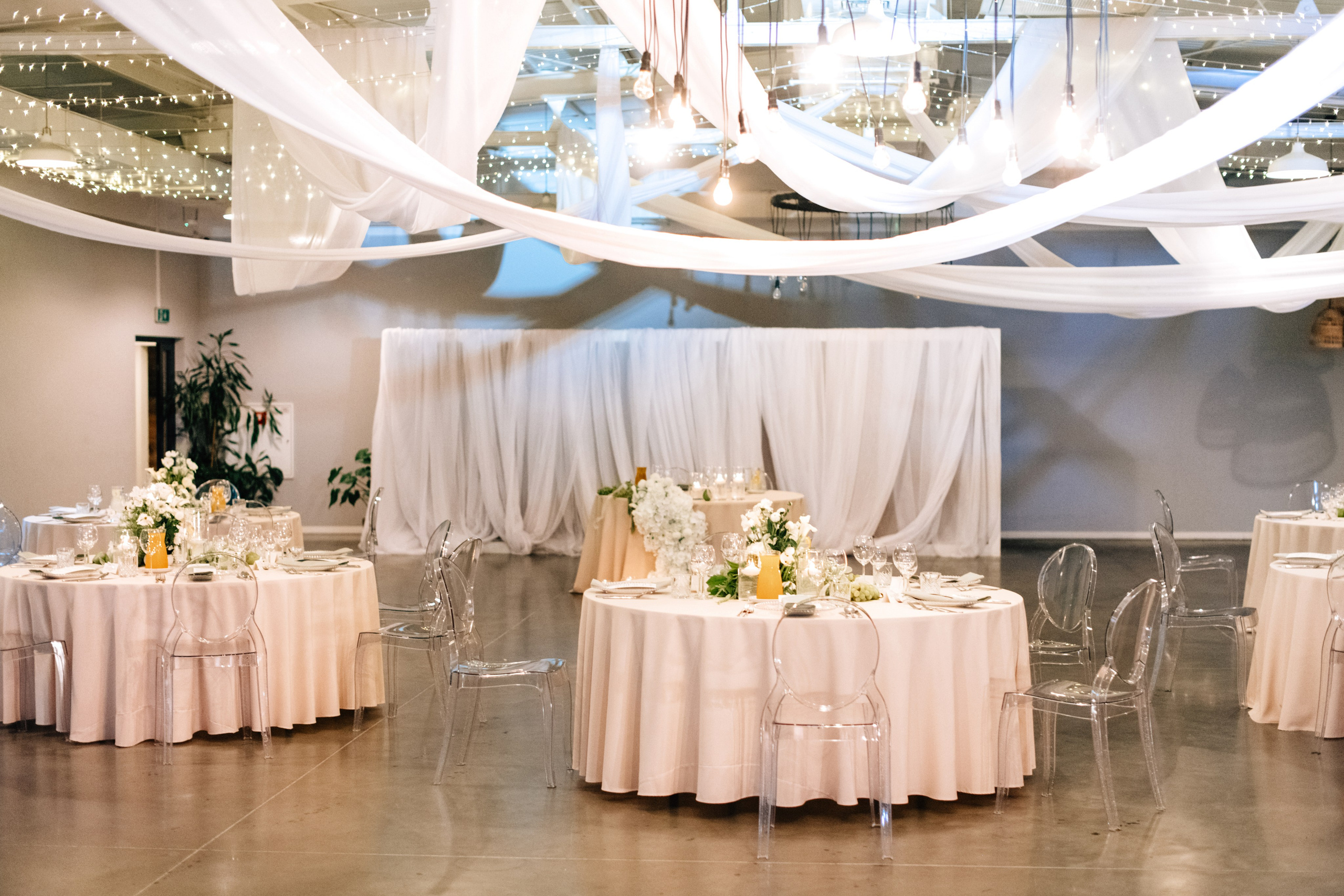 K&M. Rain, love and a lot of happiness. Wedding family photographer Alicante Benidorm Valencia Costa Blanca