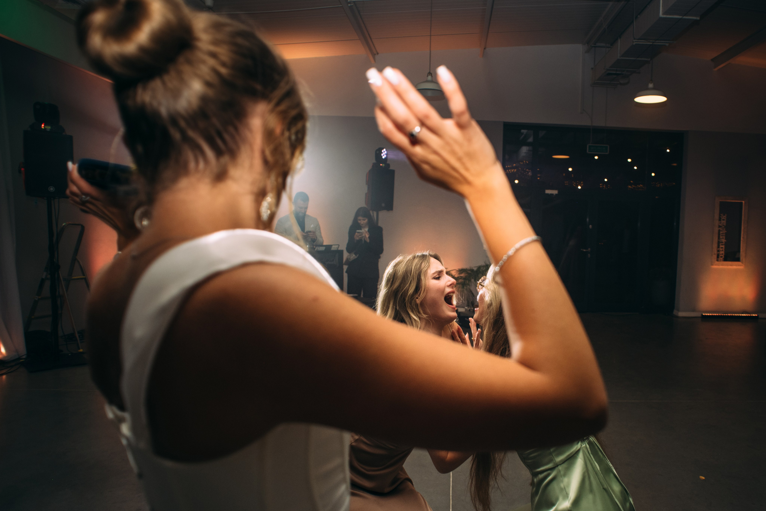 K&M. Rain, love and a lot of happiness. Wedding family photographer Alicante Benidorm Valencia Costa Blanca