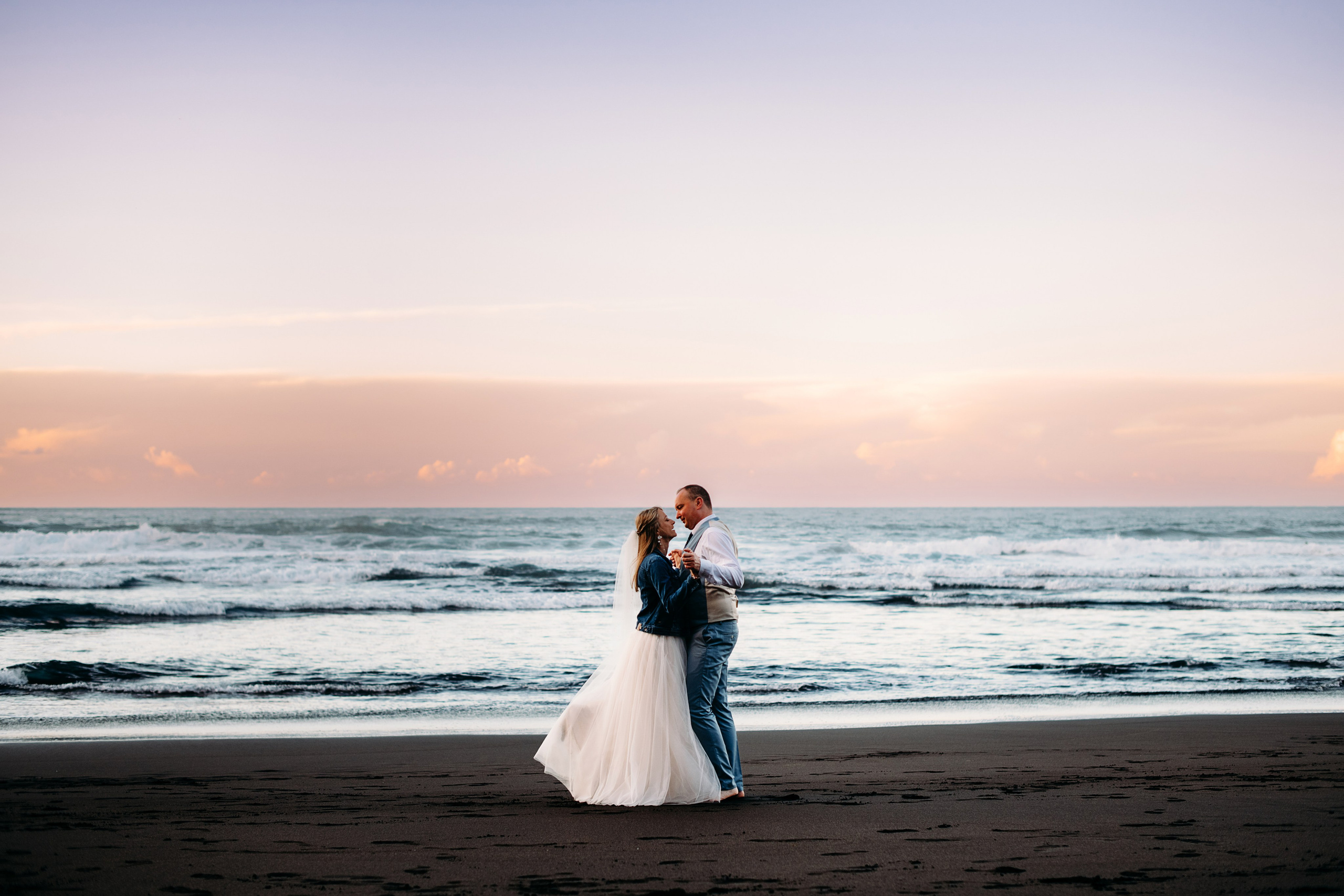 M&M. Tenerife wedding. Wedding family photographer Alicante Benidorm Valencia Costa Blanca