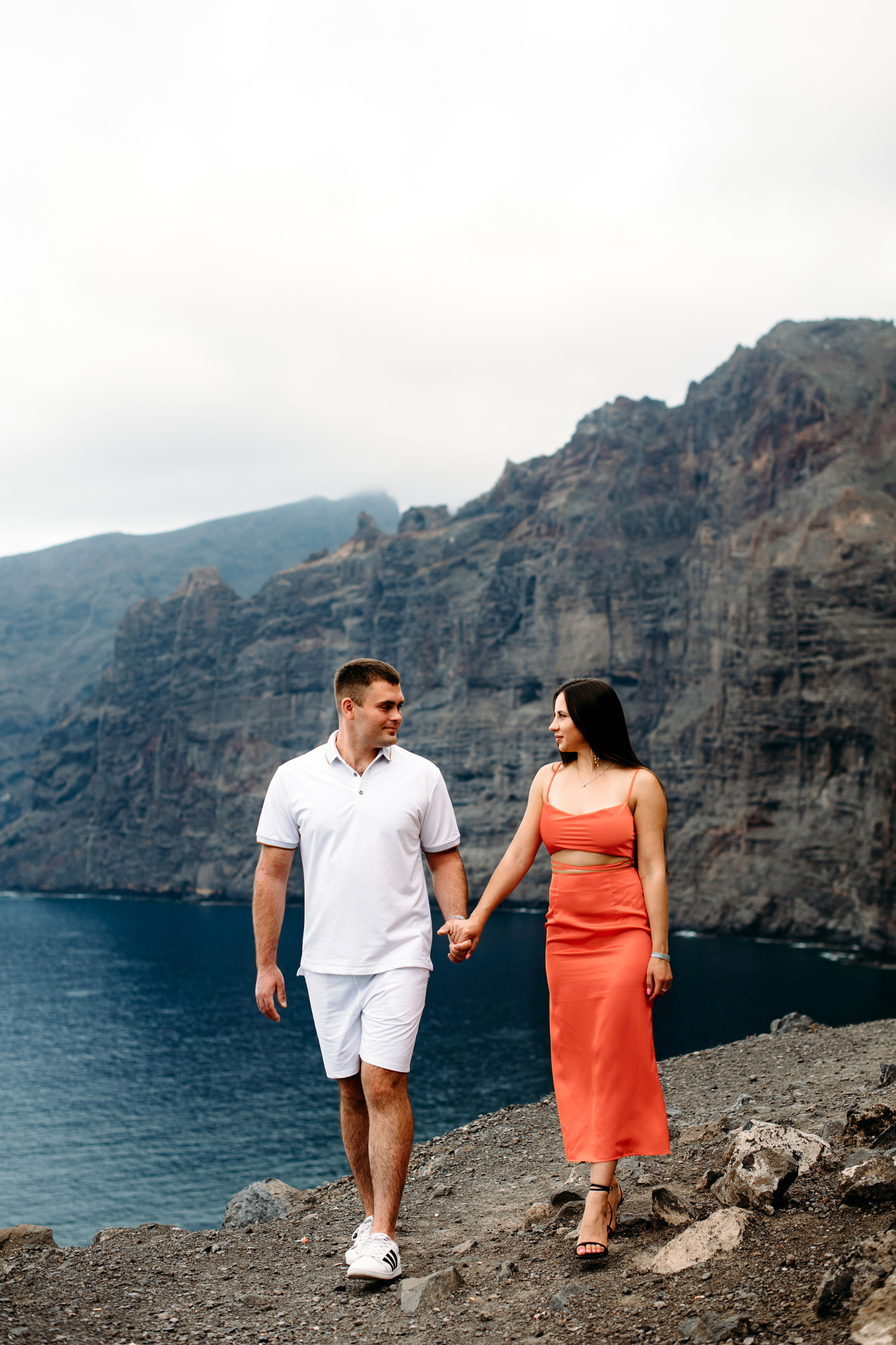 A&A. Puerto de Santiago. Wedding family photographer Alicante Benidorm Valencia Costa Blanca