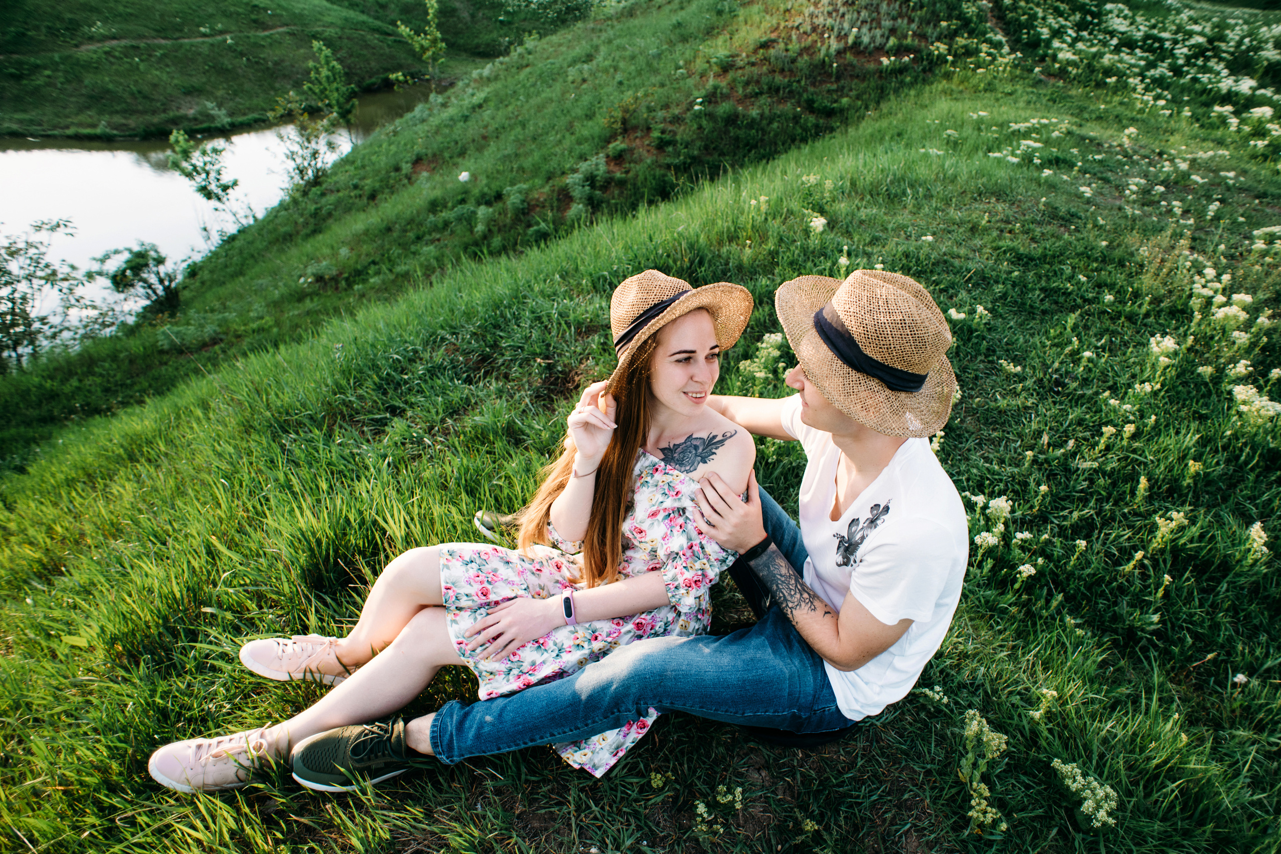 A+A. Spring lovestory. Wedding family photographer Alicante Benidorm Valencia Costa Blanca