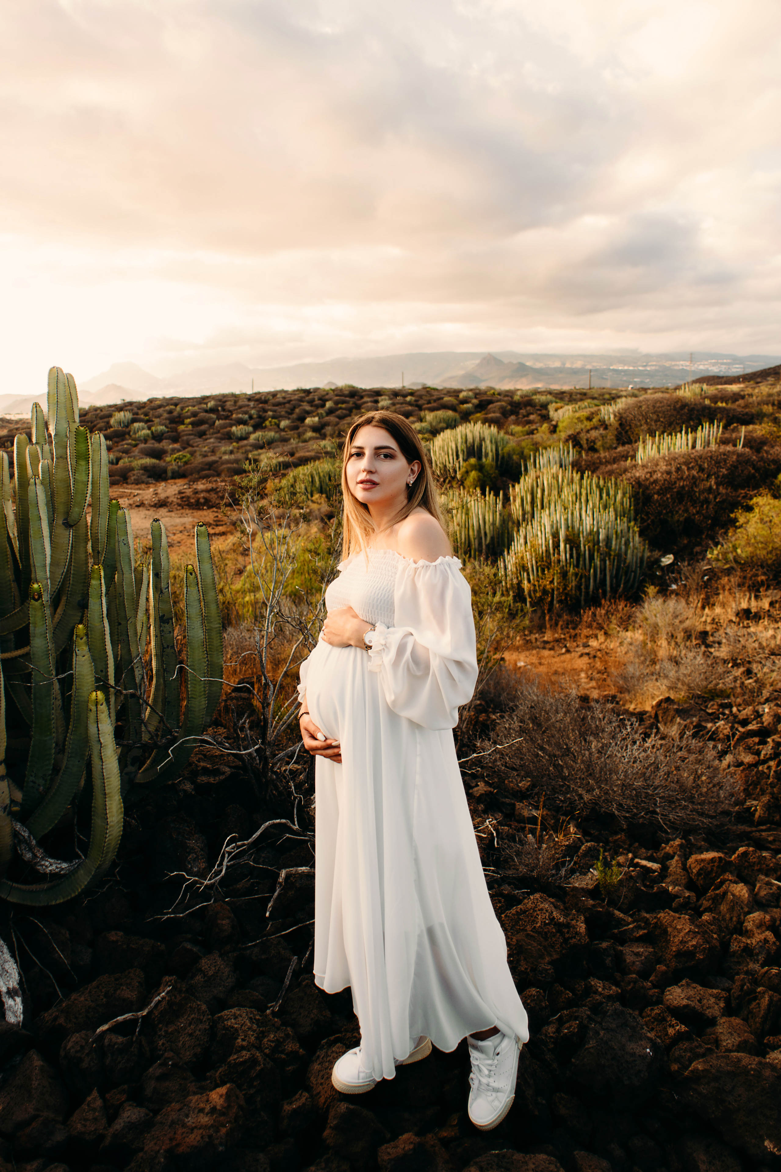 V+N+?. 9 months of tenderness. Fotografo de boda, familia Alicante Benidorm Valencia Costa Blanca