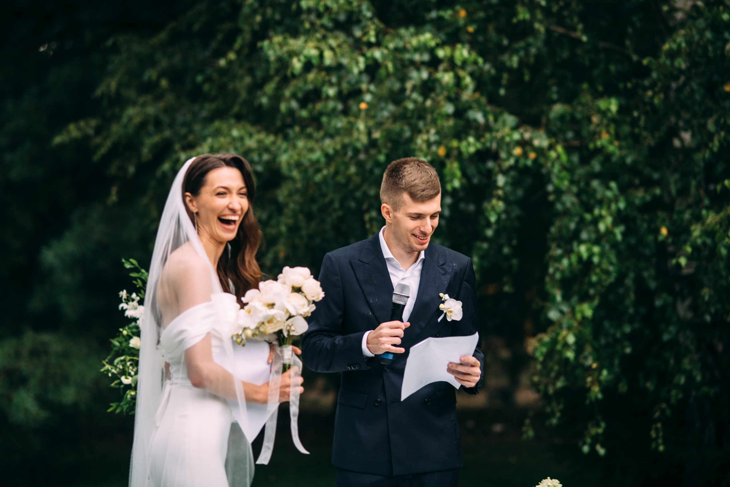 K&M. Rain, love and a lot of happiness. Wedding family photographer Alicante Benidorm Valencia Costa Blanca