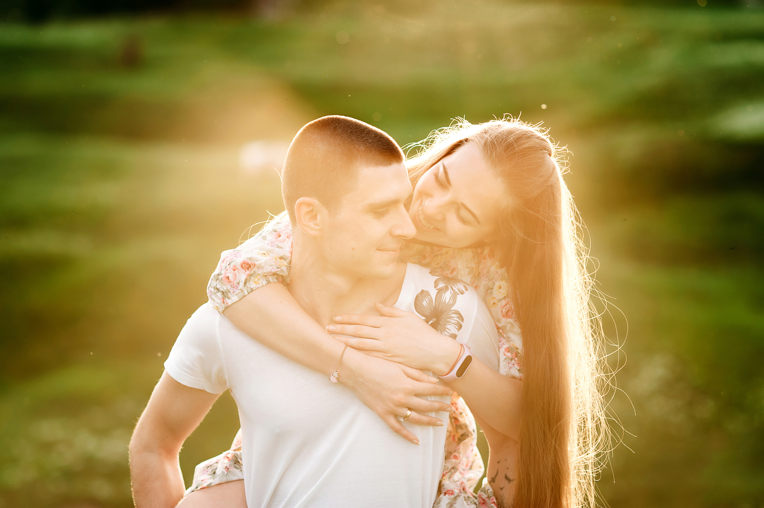 A+A. Spring lovestory. Wedding family photographer Alicante Benidorm Valencia Costa Blanca