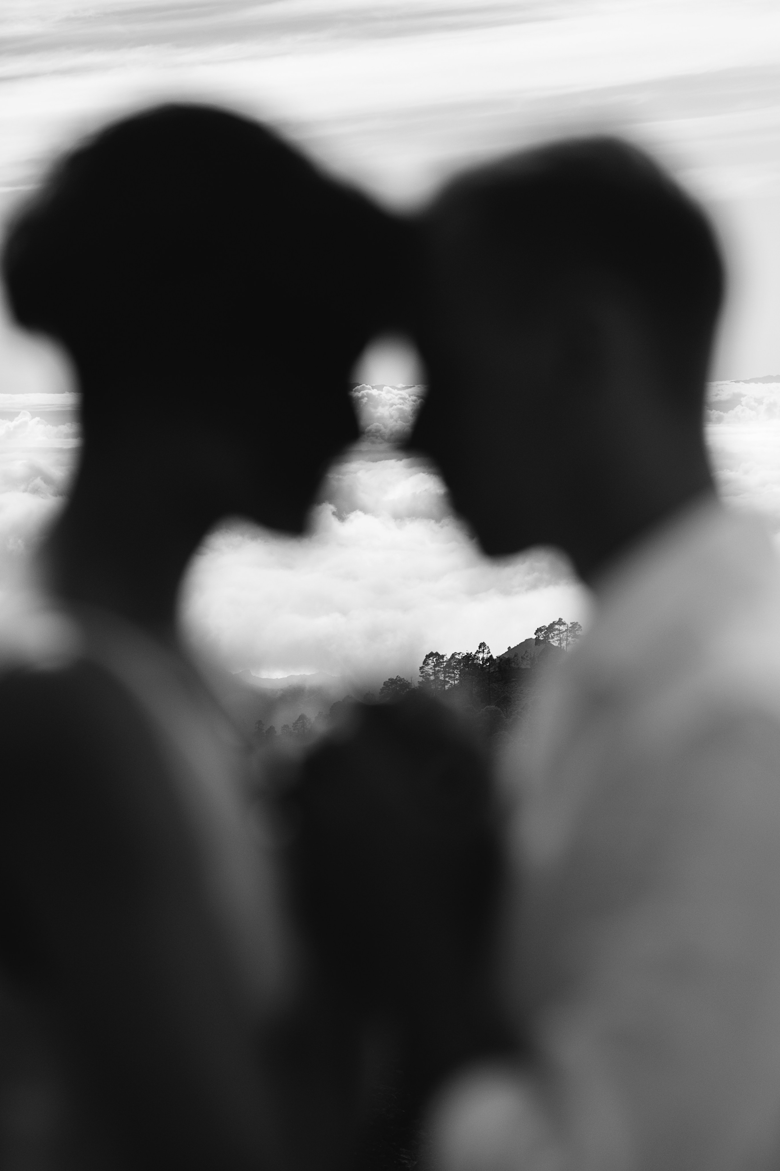 M+Y. Above the clouds. Wedding family photographer Alicante Benidorm Valencia Costa Blanca