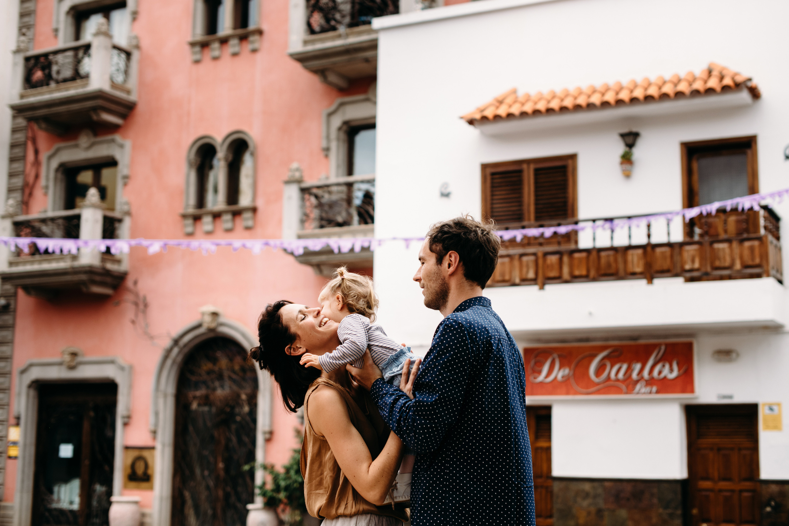 Happiness. Alcala + Playa la Arena. Fotografo de boda, familia Alicante Benidorm Valencia Costa Blanca