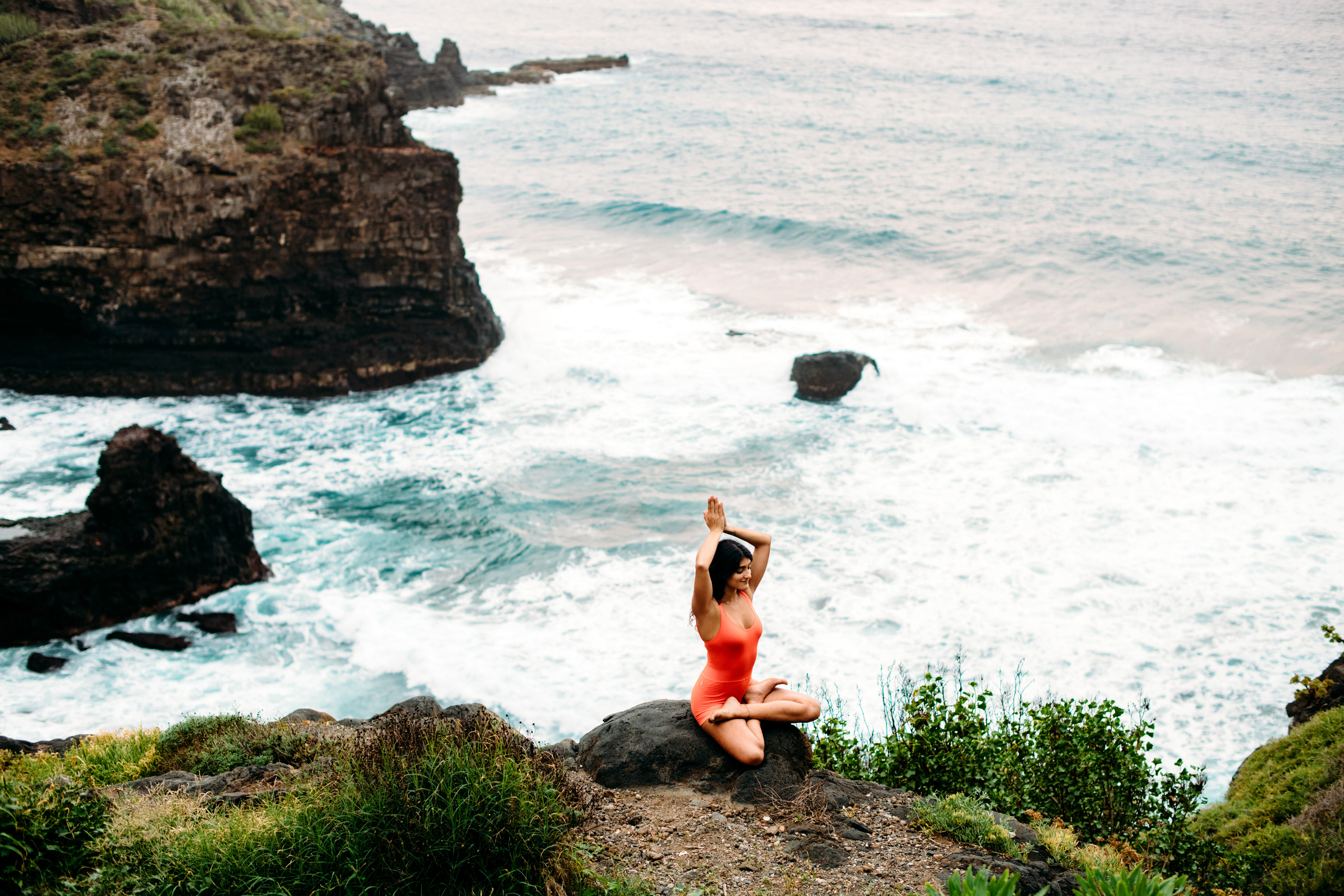 Yoga girl. Puerto de la Cruz. Fotografo de boda, familia Alicante Benidorm Valencia Costa Blanca