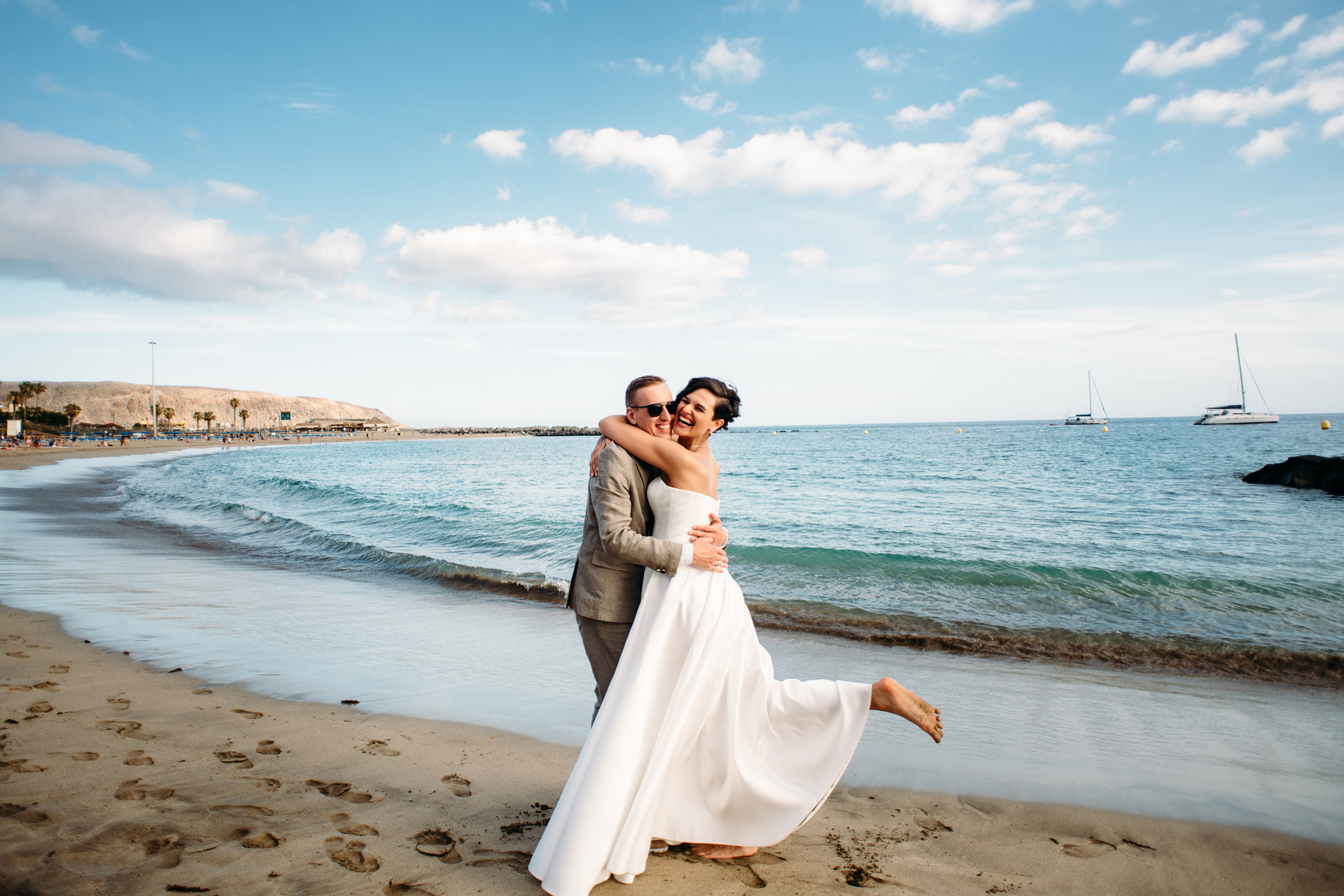M+Y. Intimate Tenerife wedding. Wedding family photographer Alicante Benidorm Valencia Costa Blanca