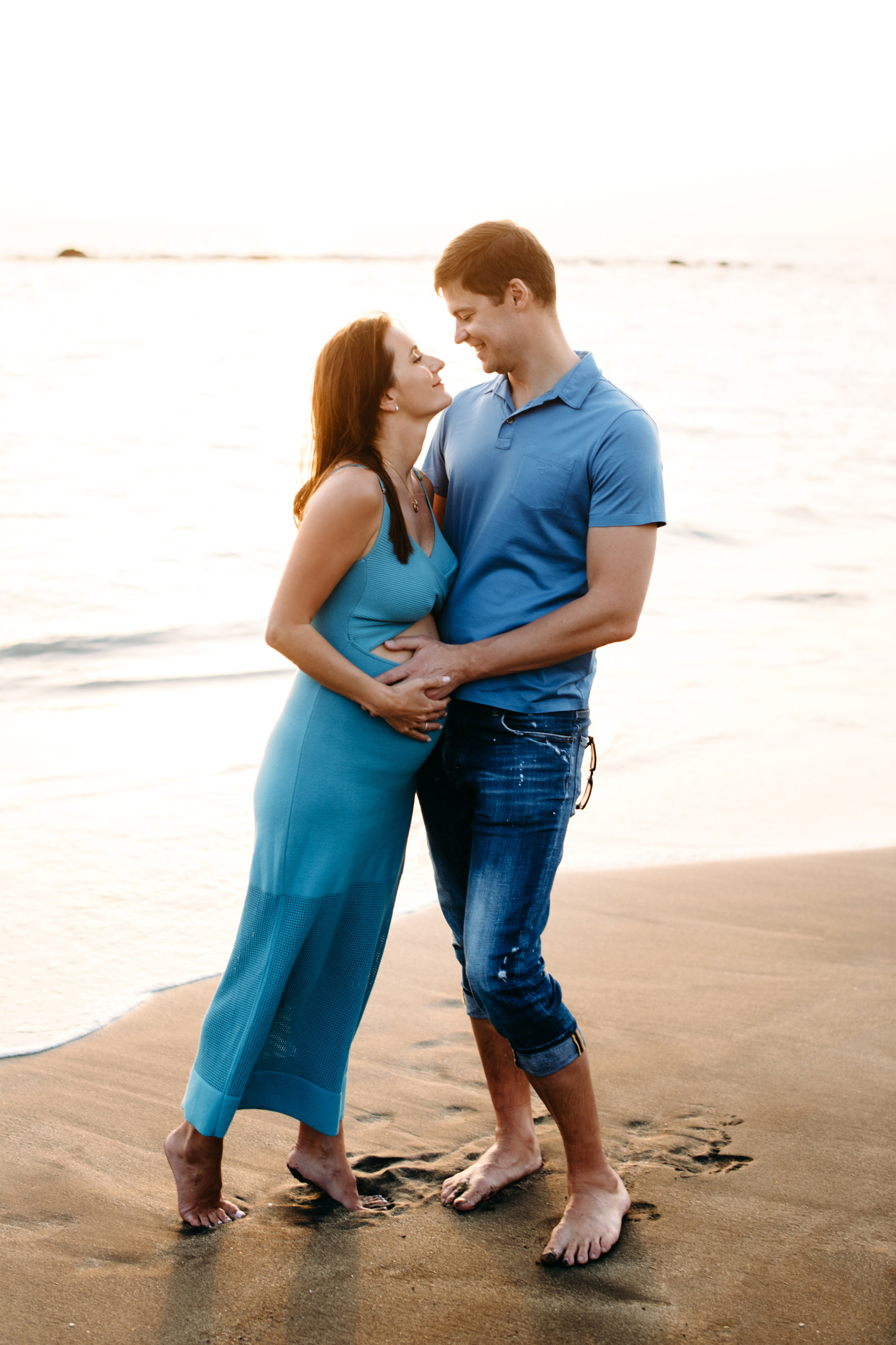 J. Black or white?. Wedding family photographer Alicante Benidorm Valencia Costa Blanca