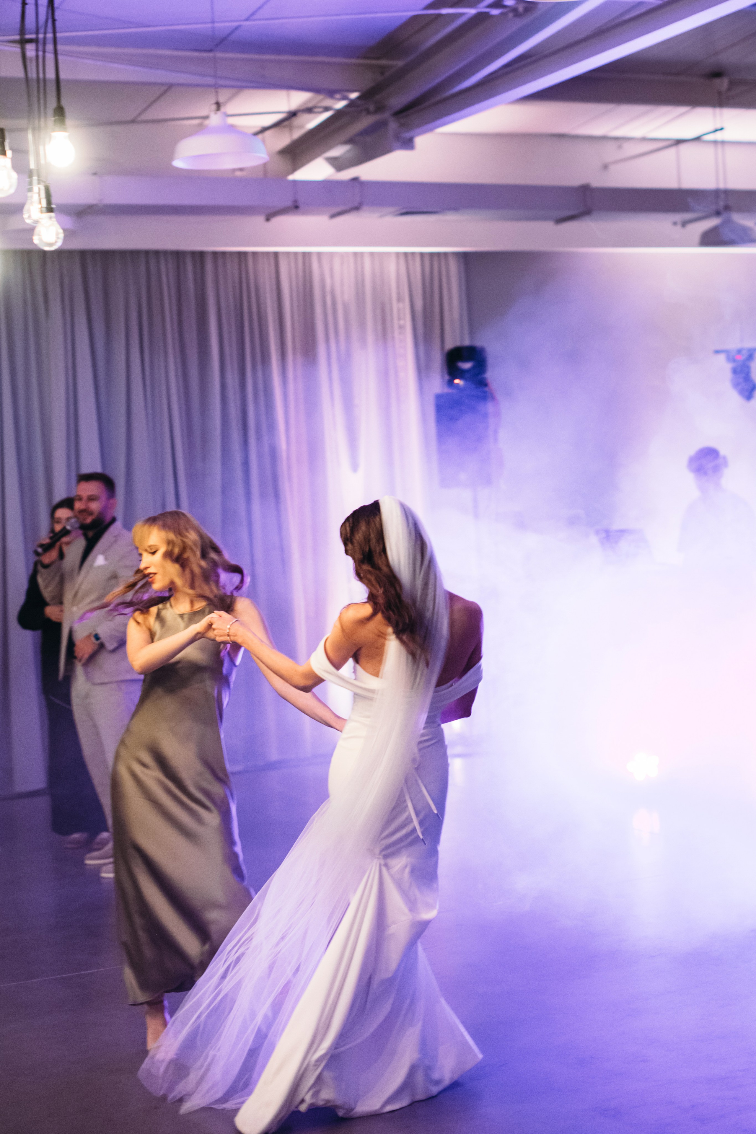 K&M. Rain, love and a lot of happiness. Wedding family photographer Alicante Benidorm Valencia Costa Blanca