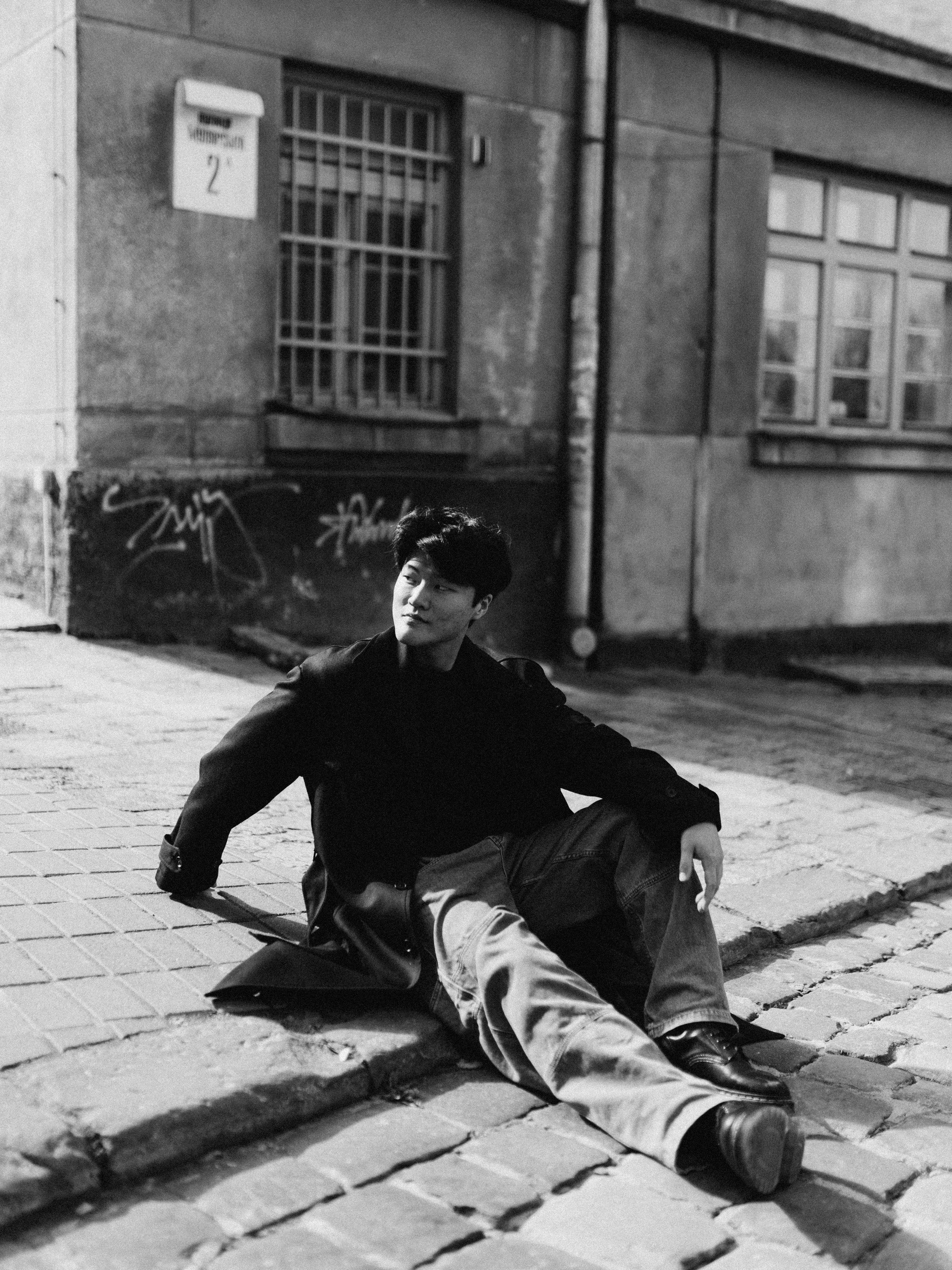 Shawn Xie. Portrait photographer in Lviv and Athens | Love story photographer