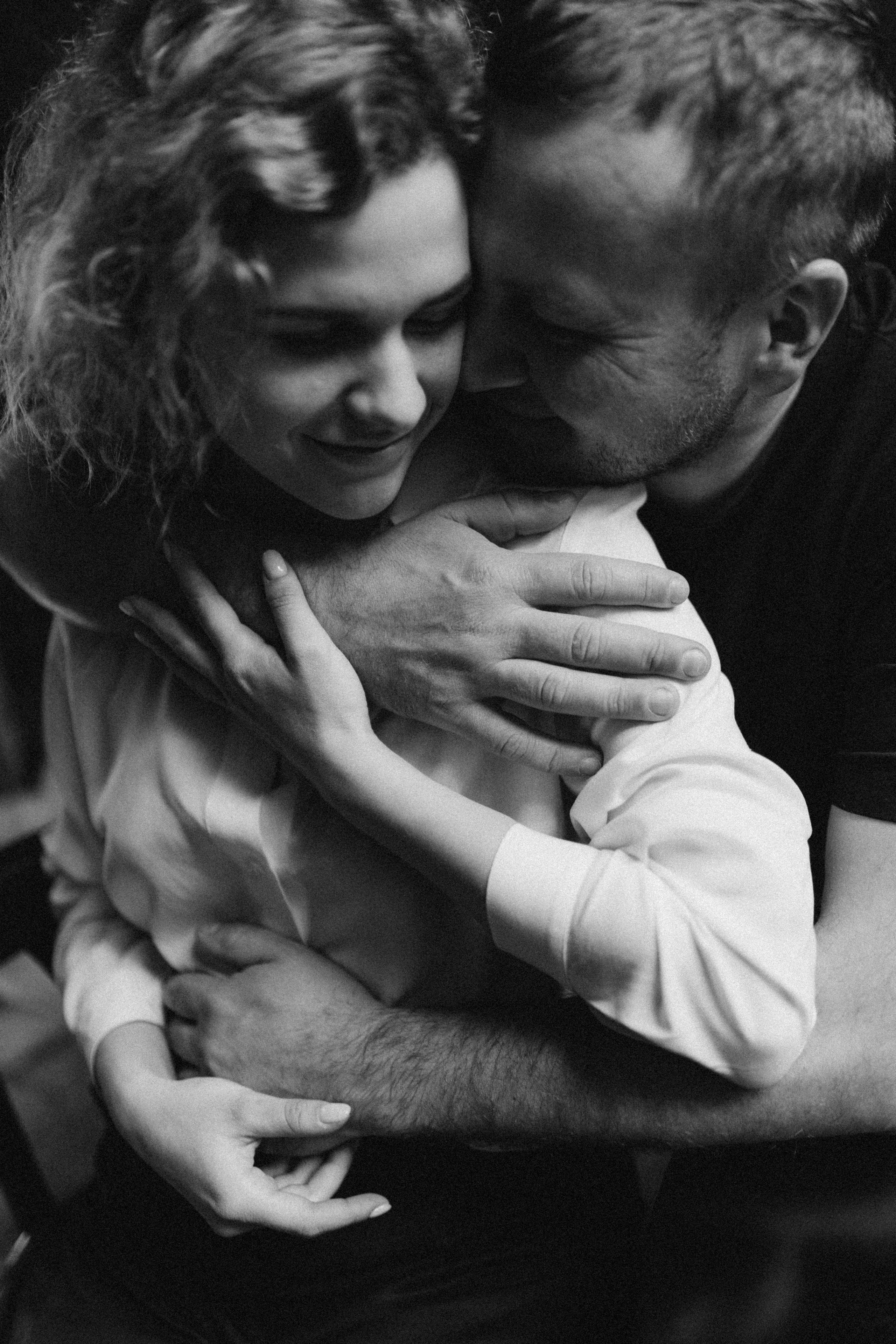 ♡. Portrait photographer in Lviv and Athens | Love story photographer