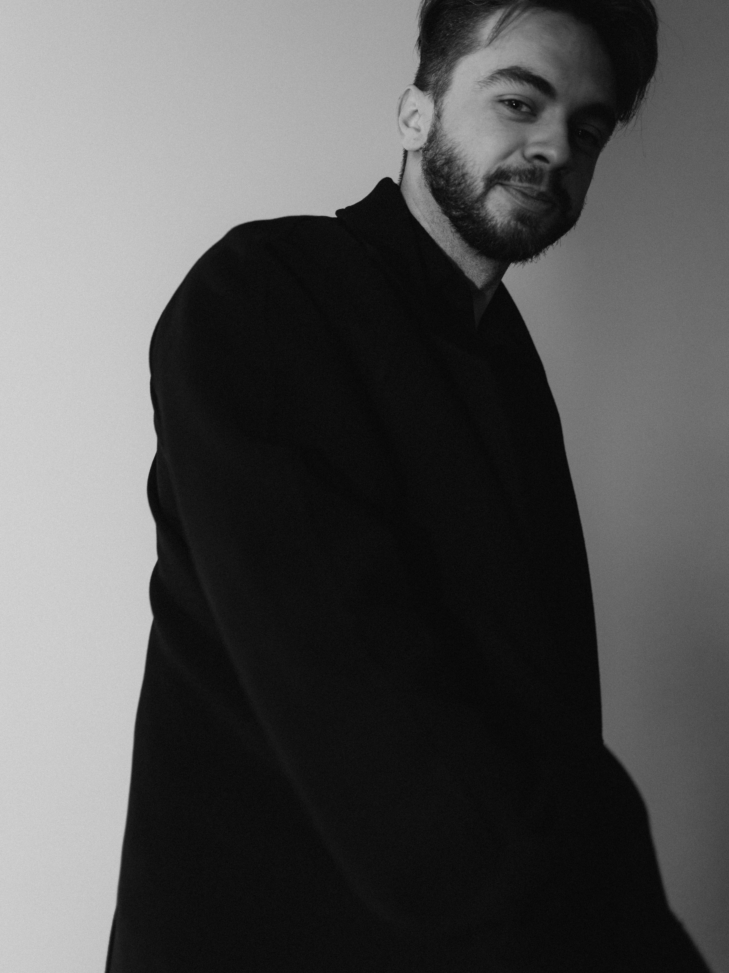 Vlad. Portrait photographer in Lviv and Athens | Love story photographer