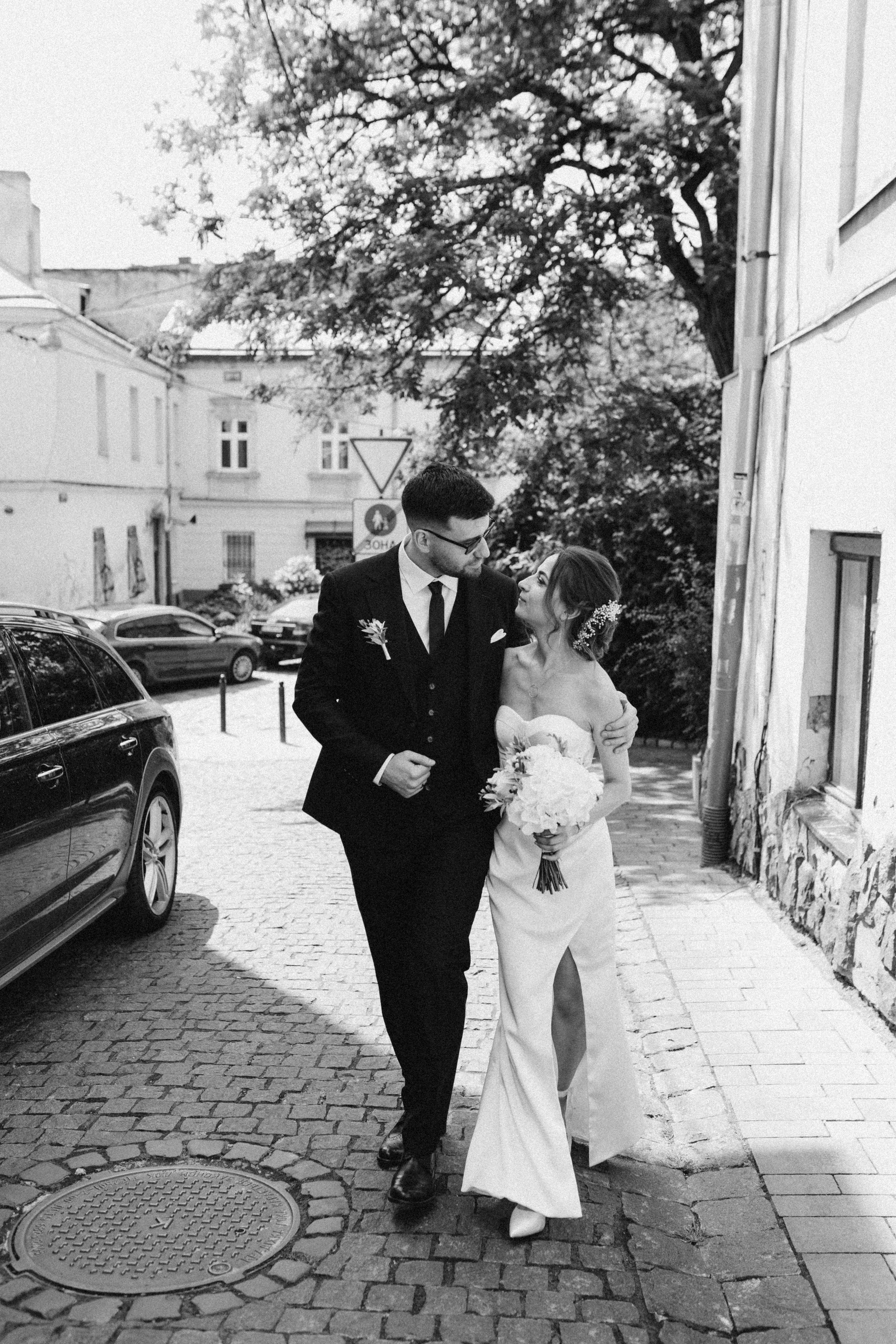 ♡. Portrait photographer in Lviv and Athens | Love story photographer