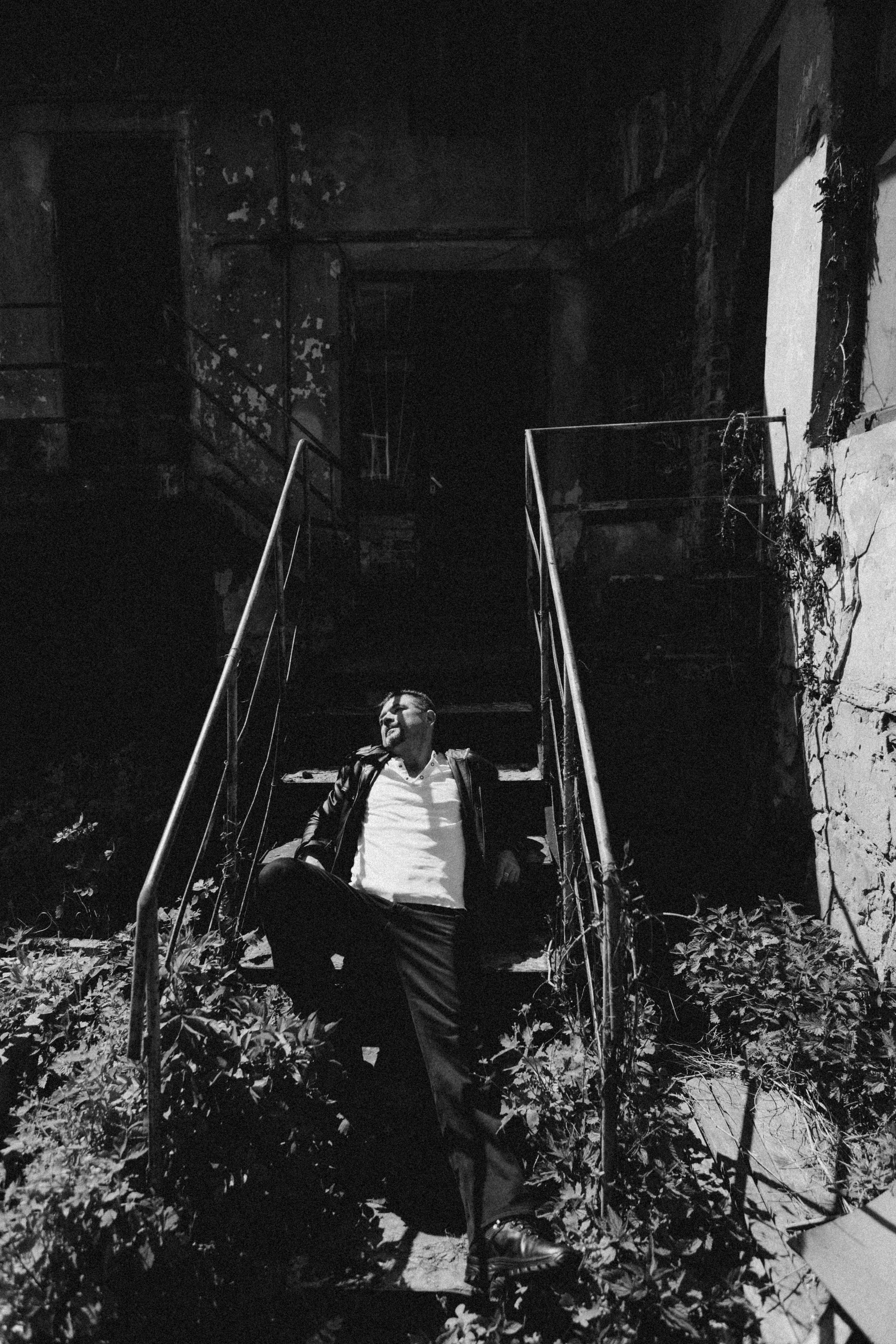 Portrait photographer in Lviv and Athens | Love story photographer