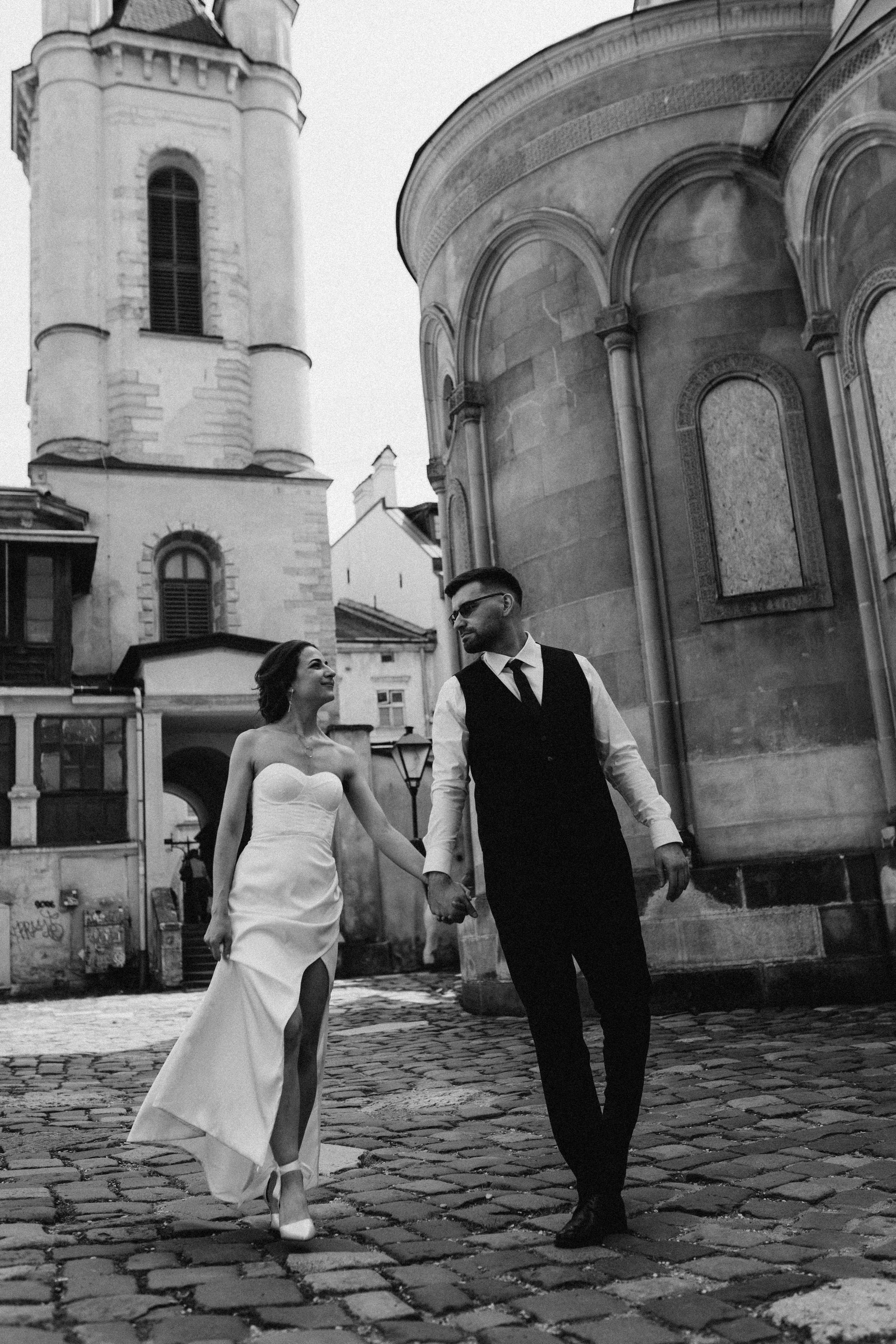 ♡. Portrait photographer in Lviv and Athens | Love story photographer