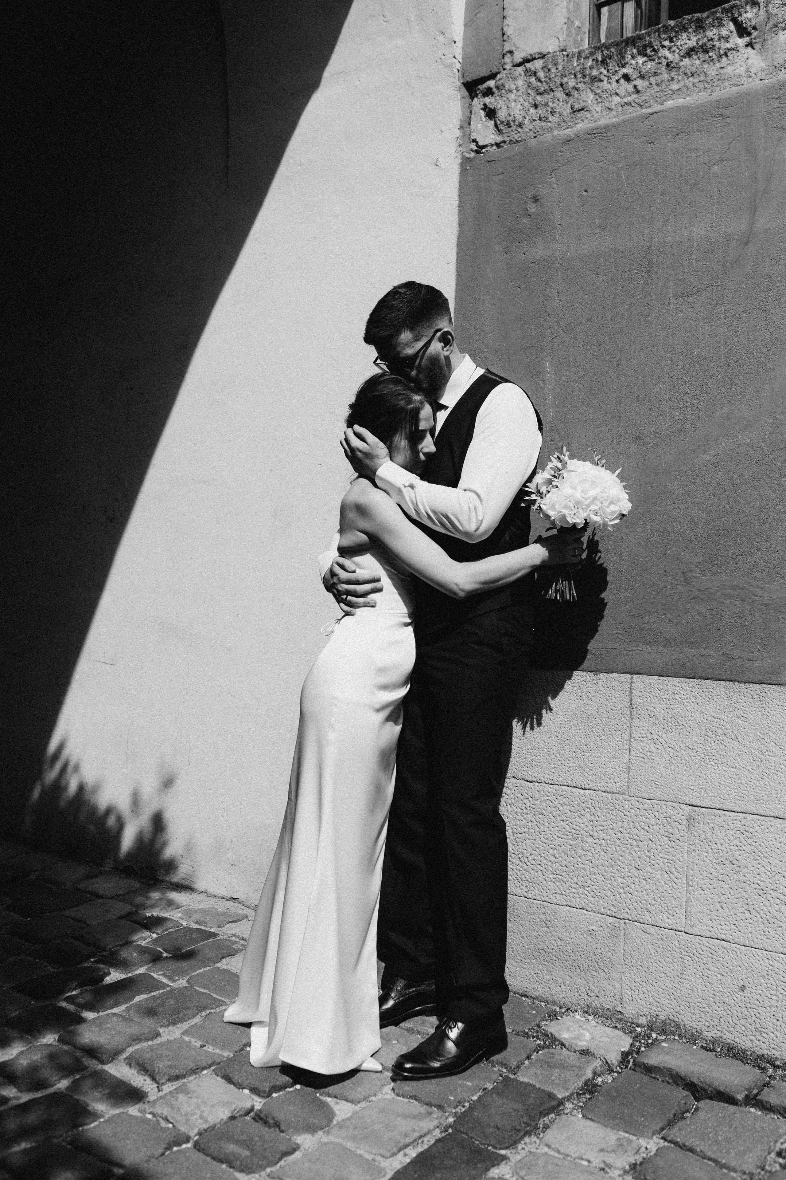 ♡. Portrait photographer in Lviv and Athens | Love story photographer