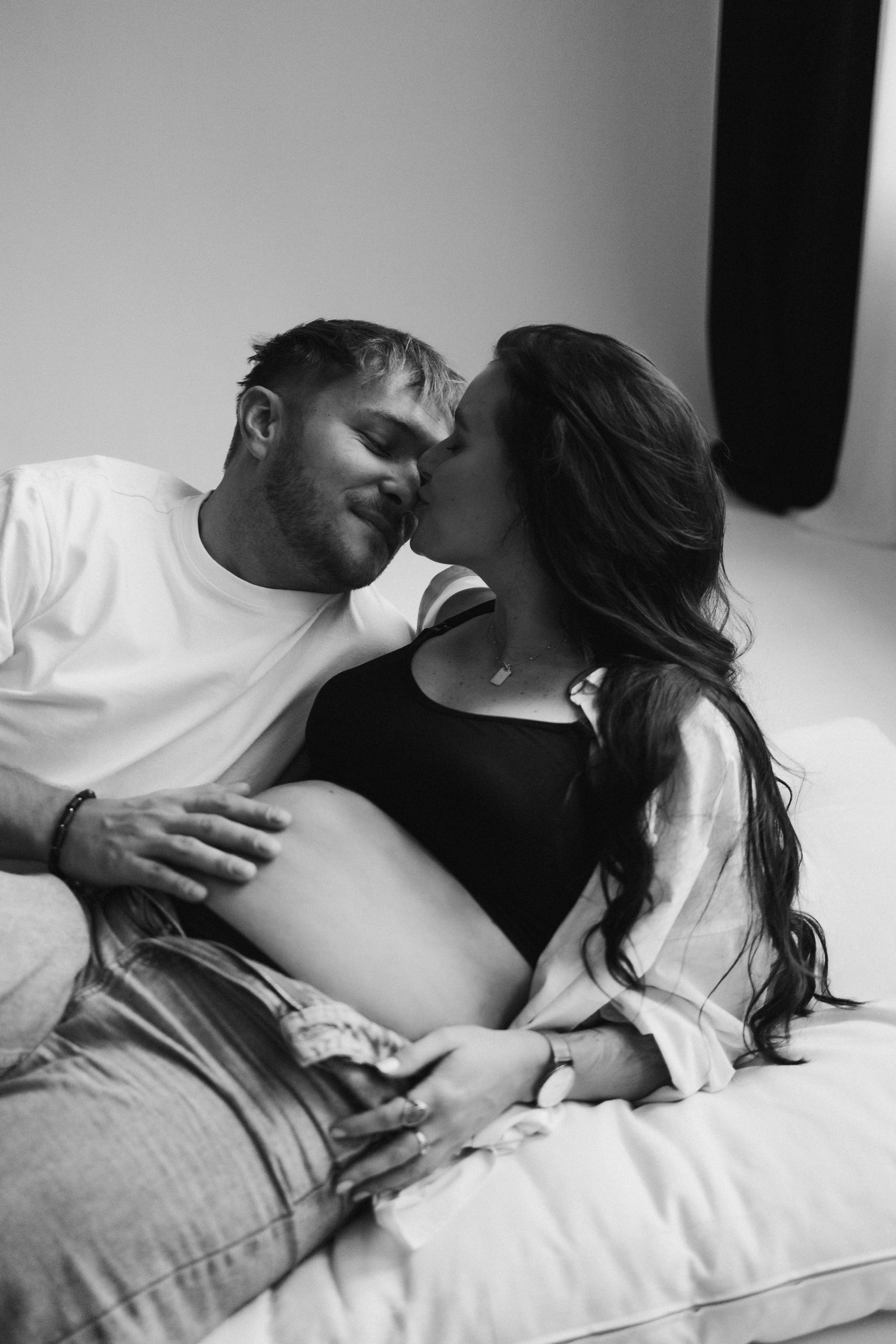 Sesja ciążowa w studiu. Fotograf Poznań