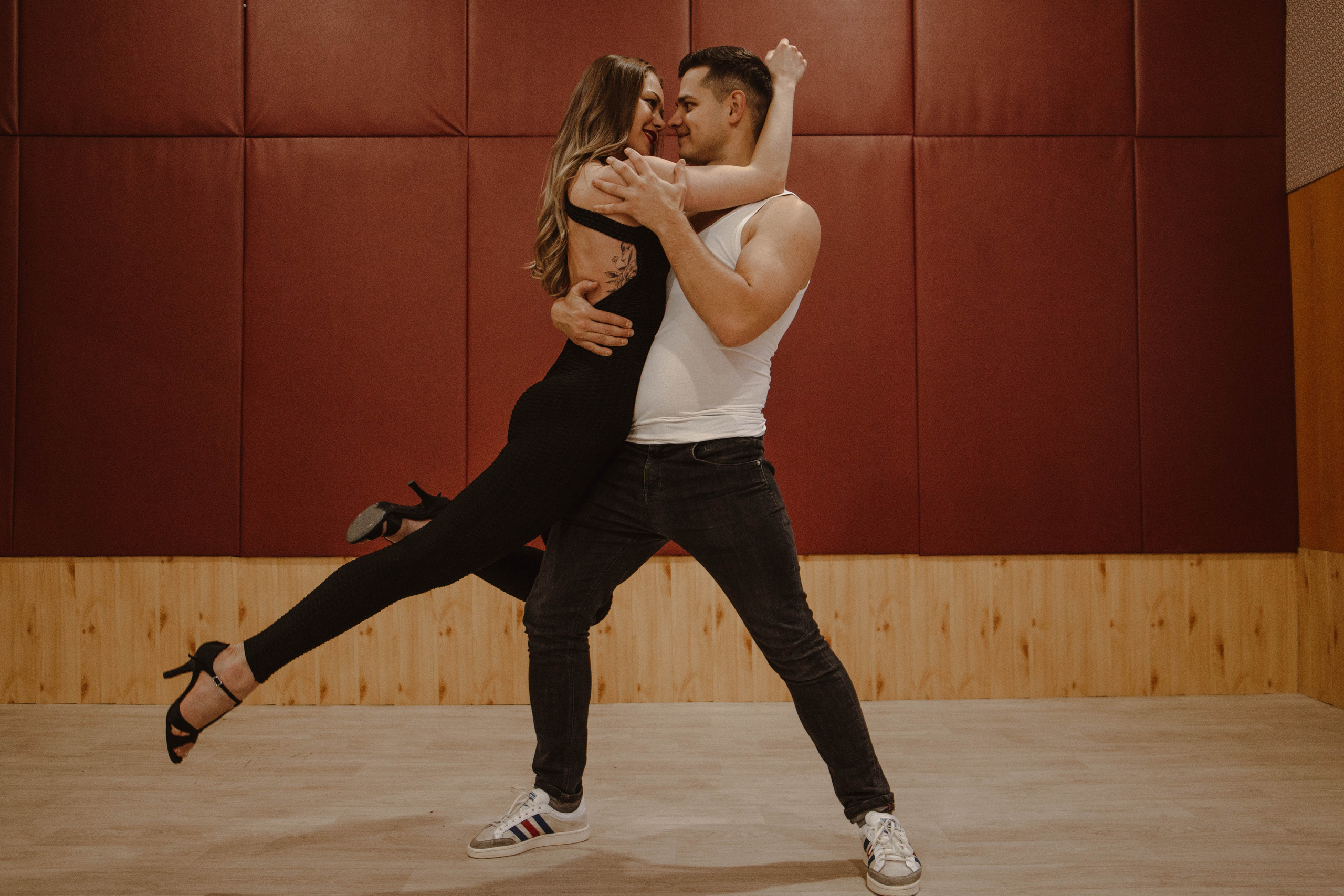 В танці. Фотограф Умань Київ (Ліза)