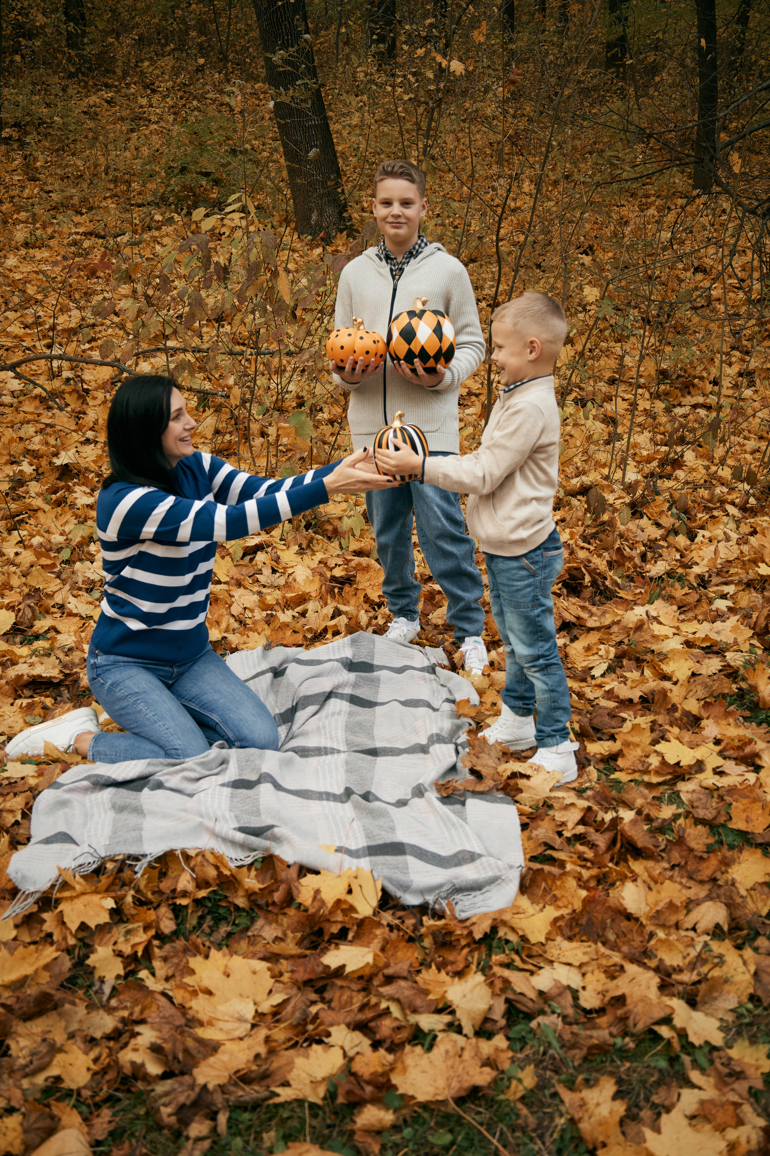Мама з синами. Фотограф Умань Київ (Ліза)
