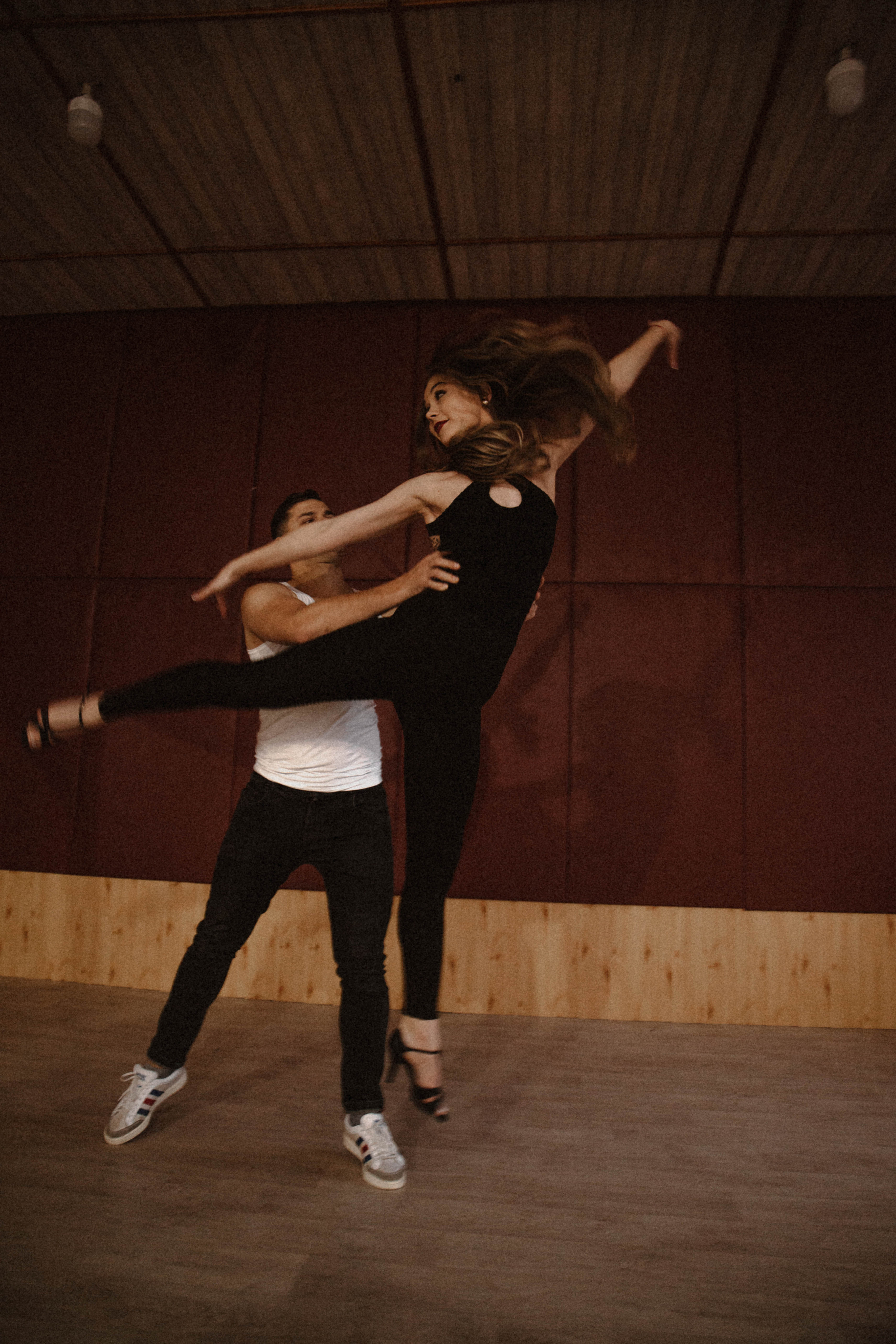 В танці. Фотограф Умань Київ (Ліза)