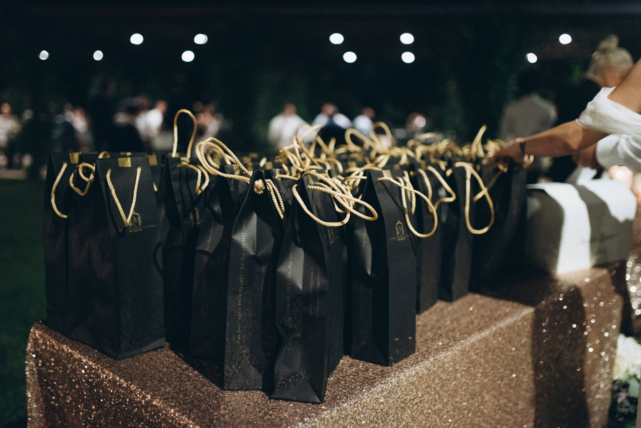 ANNA E LEONARDO. Ciao, benvenuta! Sono Anastasia la vostra fotografa per il matrimonio