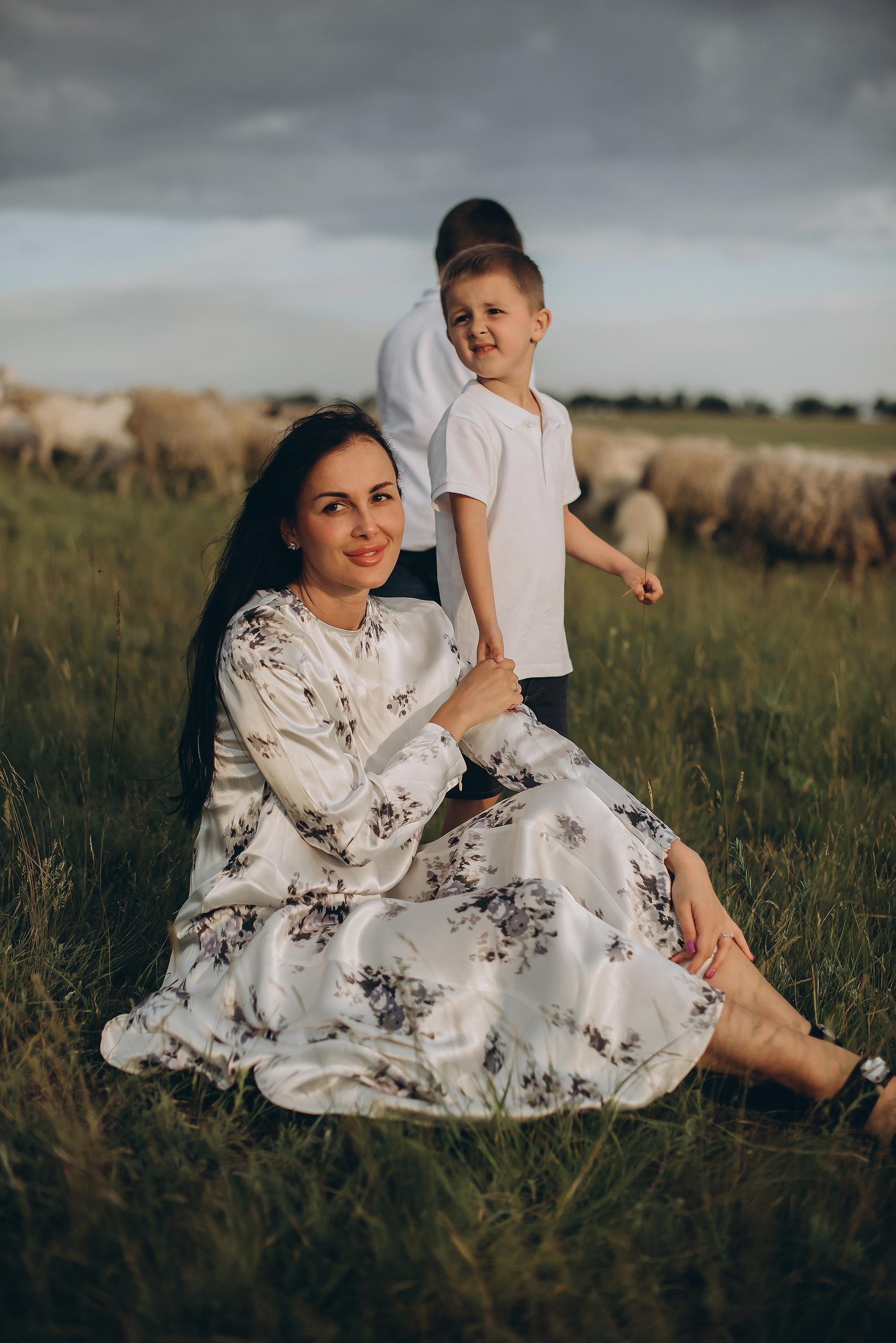 Foto di famiglia. Ciao, benvenuta! Sono Anastasia la vostra fotografa per il matrimonio