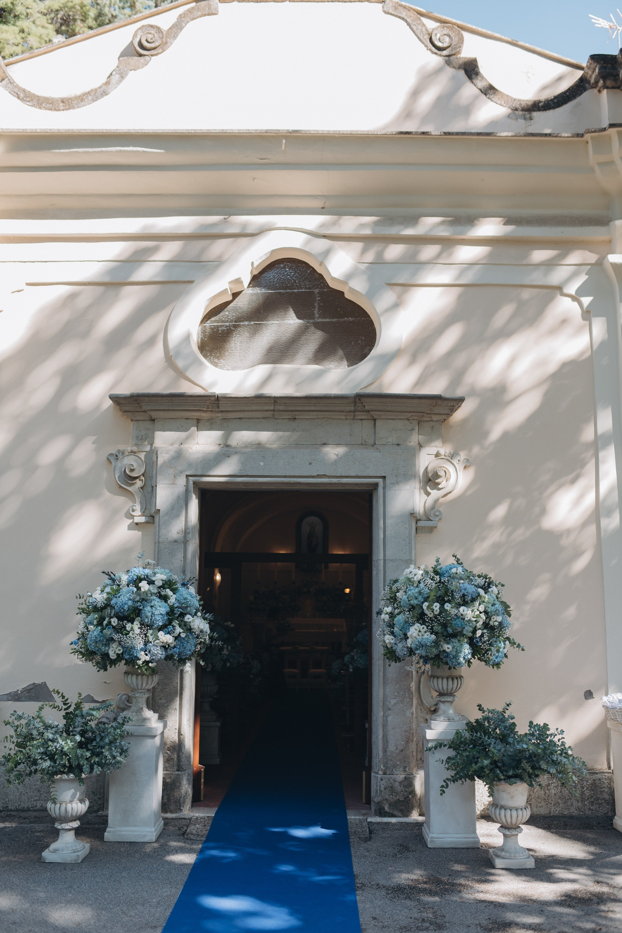 Marilù e Vittorio. Ciao, benvenuta! Sono Anastasia la vostra fotografa per il matrimonio
