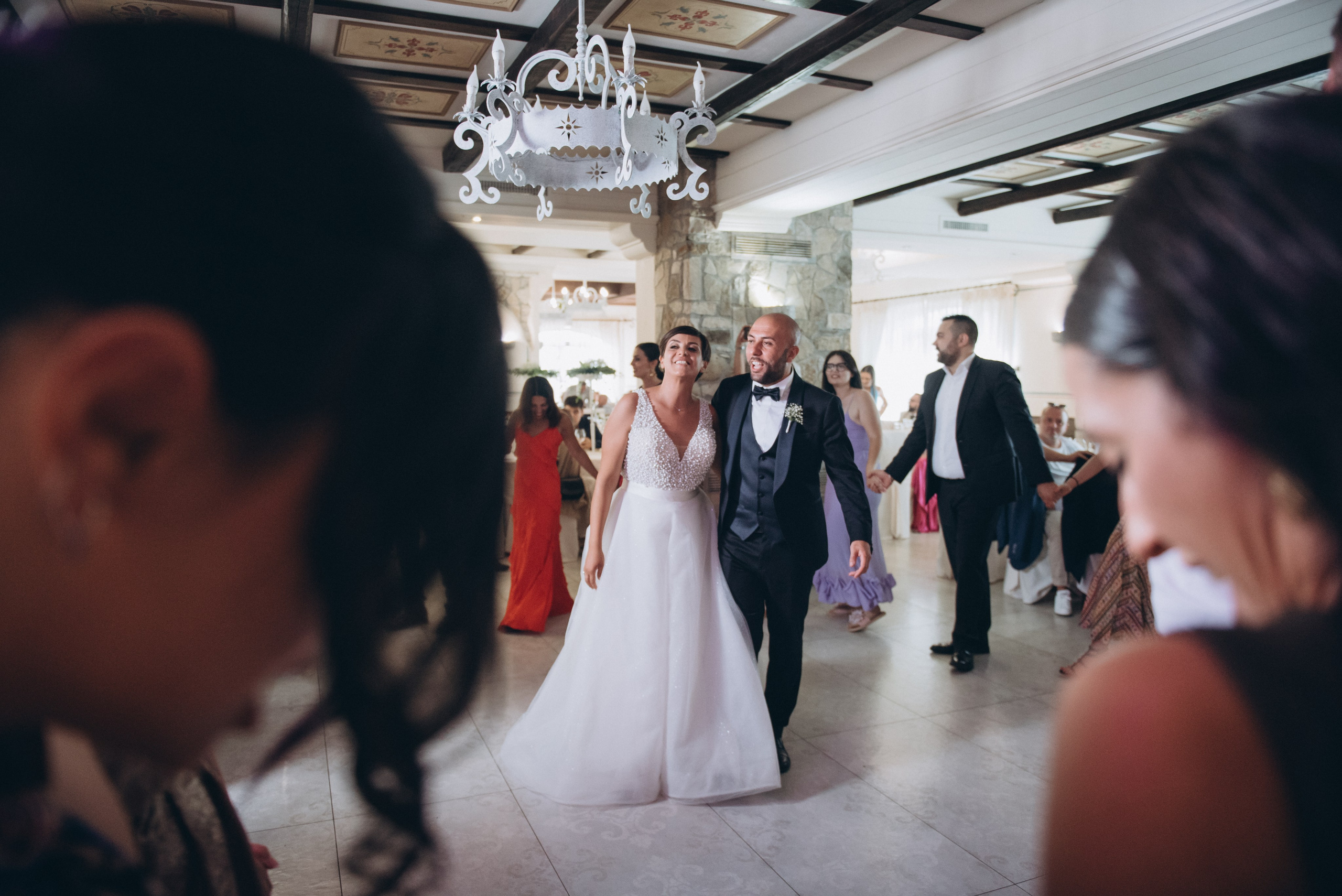 TONI & SABRINA. Ciao, benvenuta! Sono Anastasia la vostra fotografa per il matrimonio