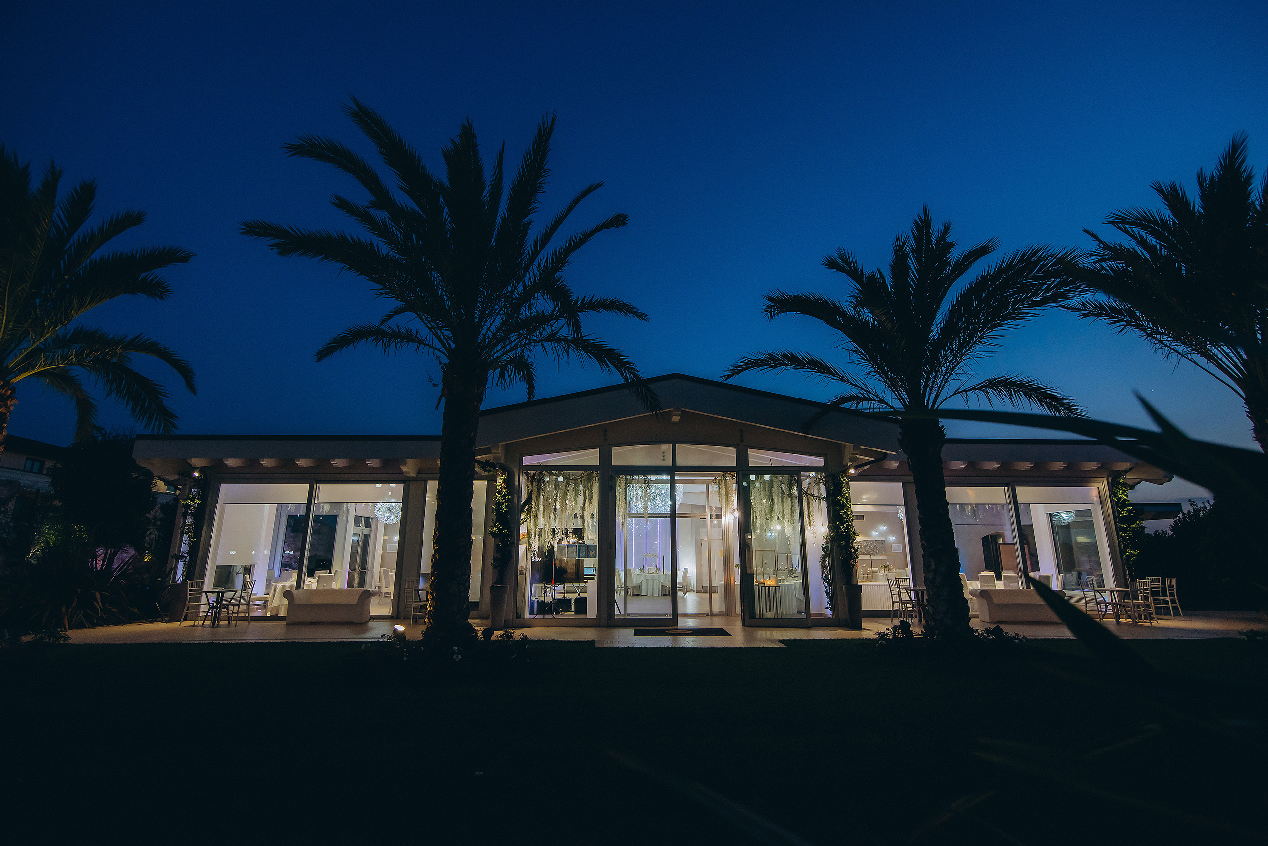 Ramona. Ciao, benvenuta! Sono Anastasia la vostra fotografa per il matrimonio