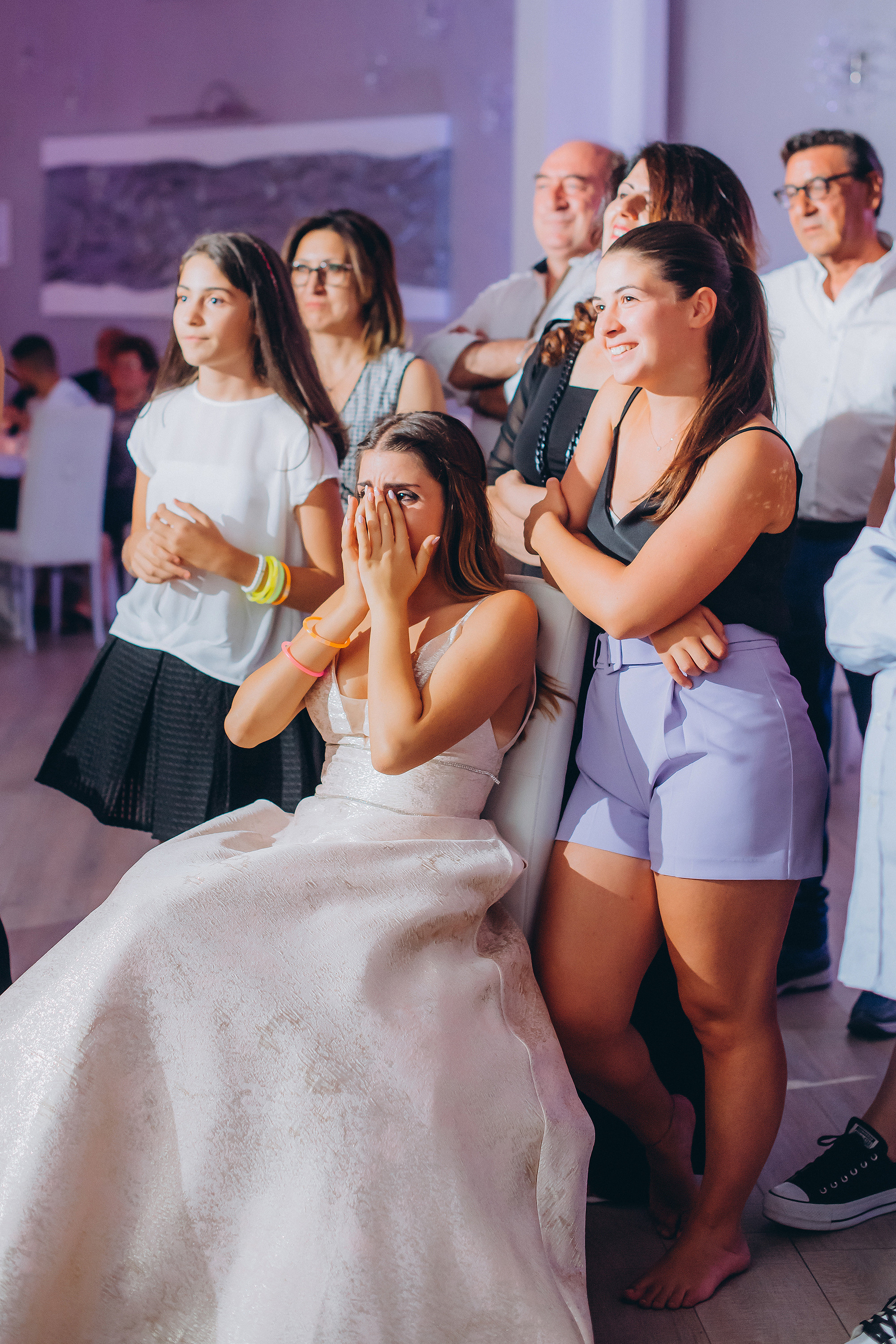 Ramona. Ciao, benvenuta! Sono Anastasia la vostra fotografa per il matrimonio