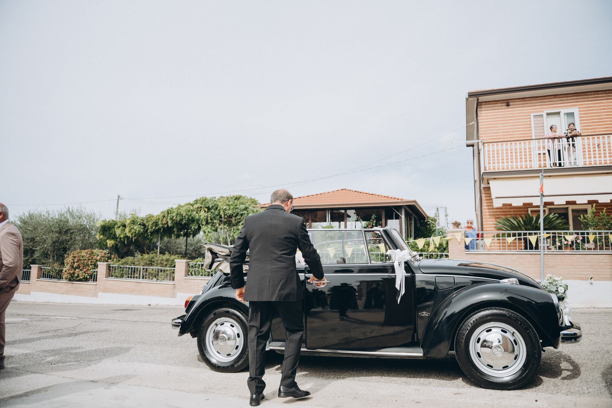 NICOLE & OTO. Ciao, benvenuta! Sono Anastasia la vostra fotografa per il matrimonio
