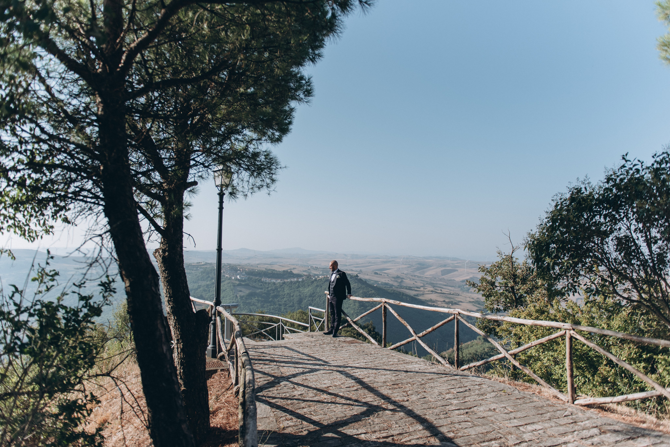 TONI & SABRINA. Ciao, benvenuta! Sono Anastasia la vostra fotografa per il matrimonio