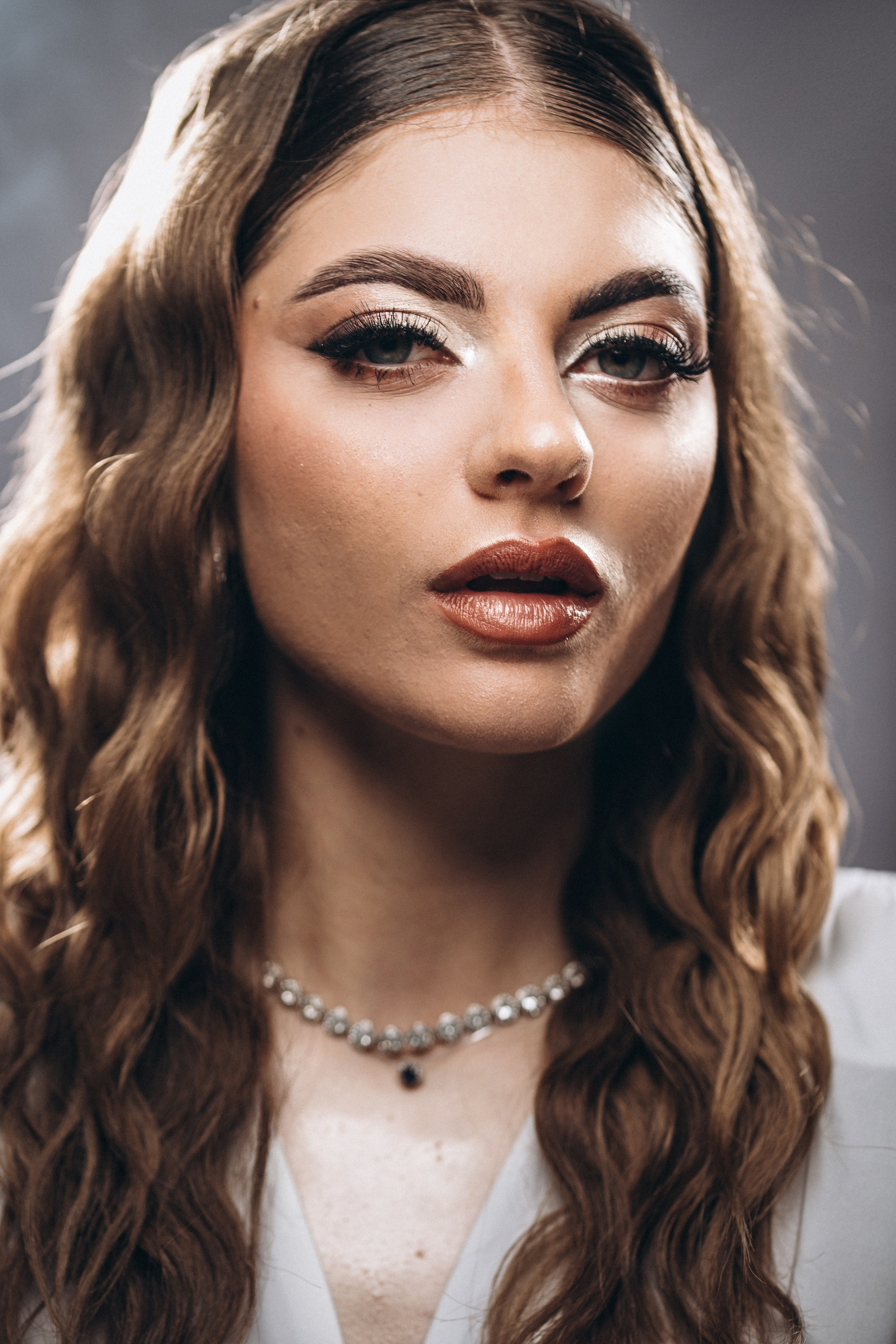KATRIN. Ciao, benvenuta! Sono Anastasia la vostra fotografa per il matrimonio