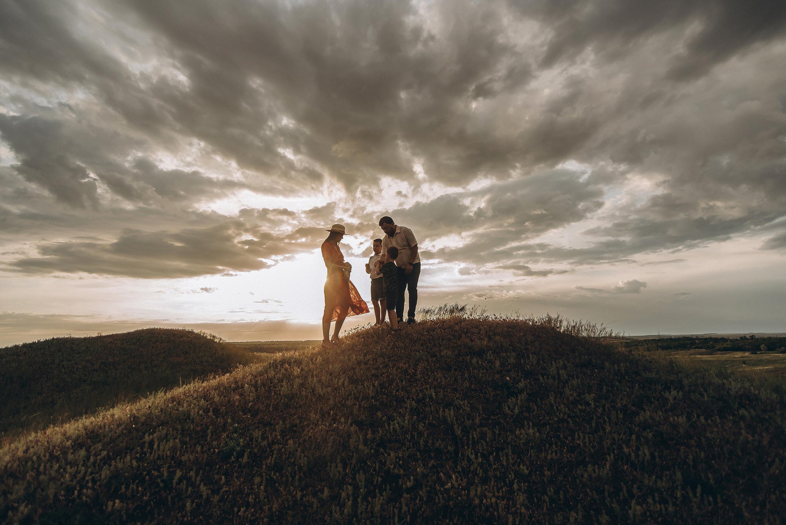 Foto di famiglia. Ciao, benvenuta! Sono Anastasia la vostra fotografa per il matrimonio