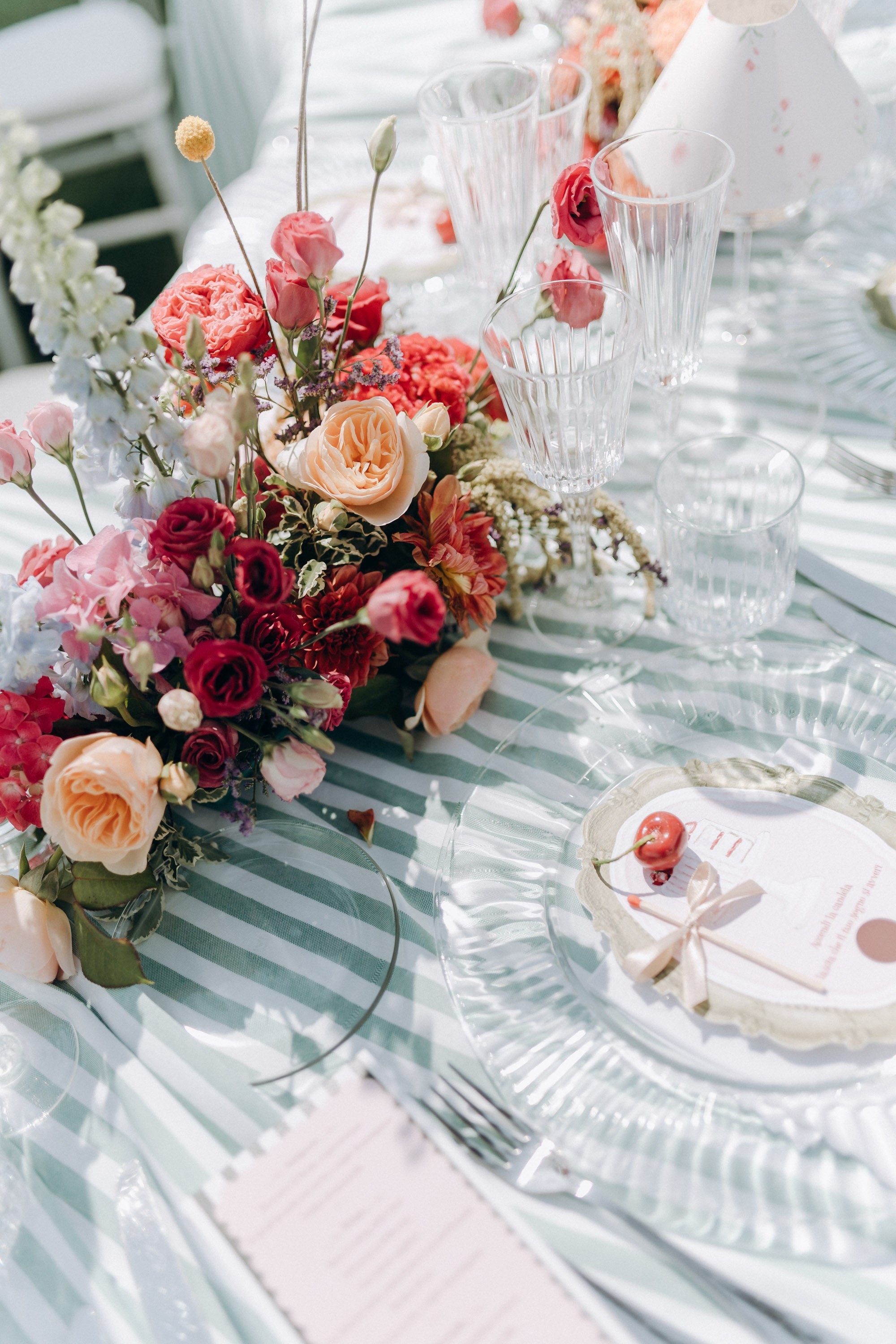 ALICE. Ciao, benvenuta! Sono Anastasia la vostra fotografa per il matrimonio