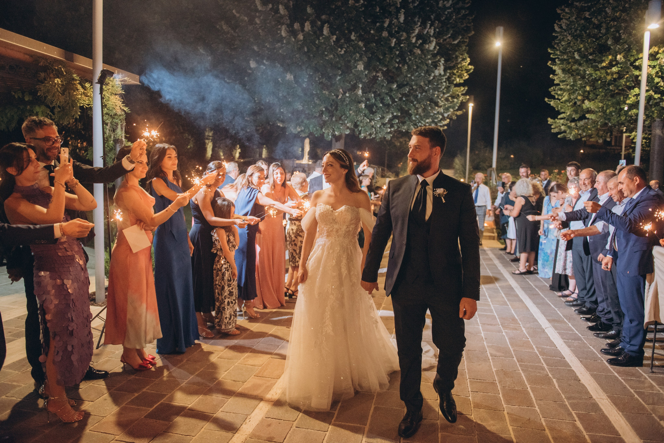 ANNA E LEONARDO. Ciao, benvenuta! Sono Anastasia la vostra fotografa per il matrimonio